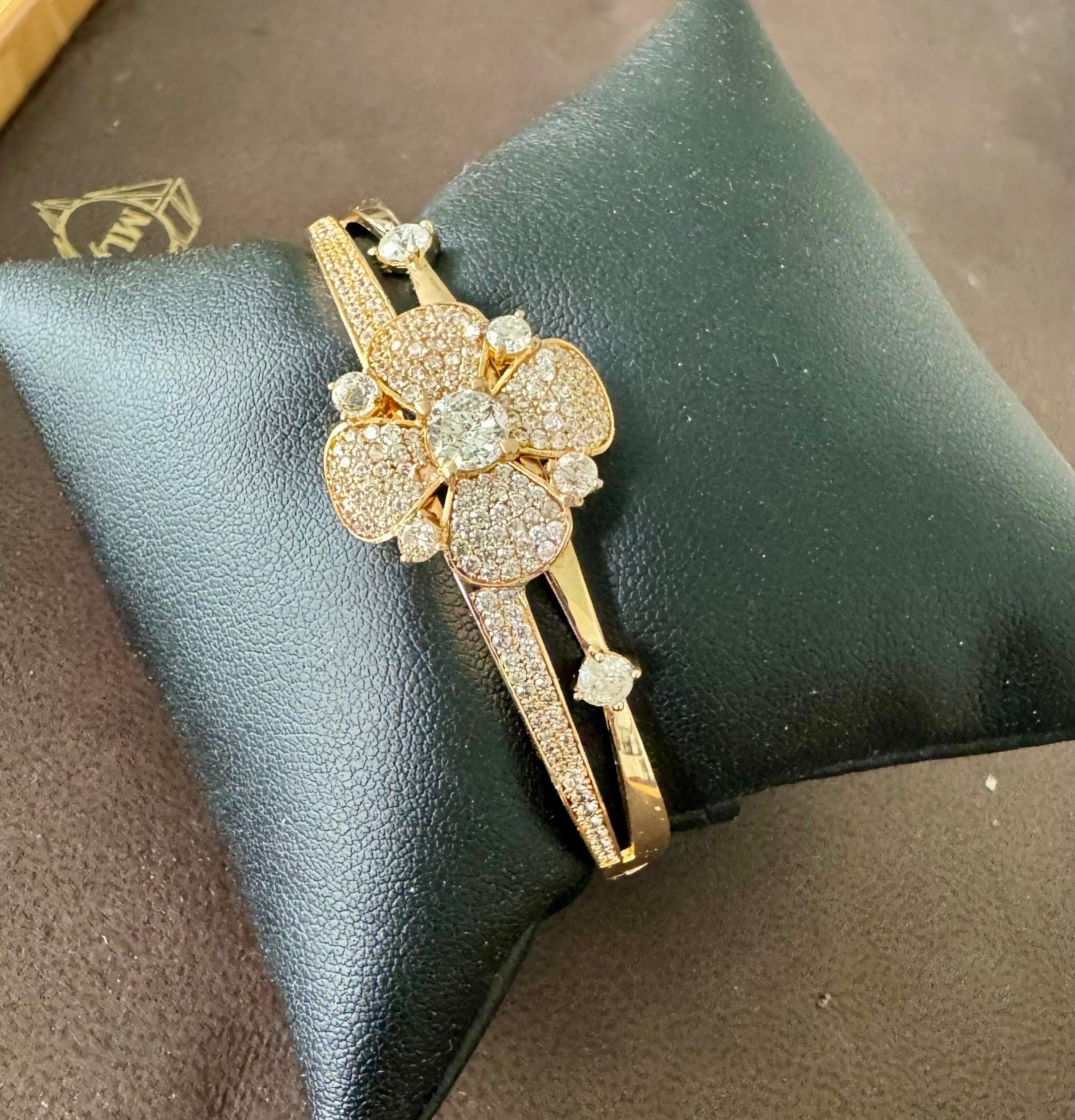 3,8 carati di diamante in oro 14 carati Bracciale Cocktail /cuffia Estate  13,8 Gm in vendita 2