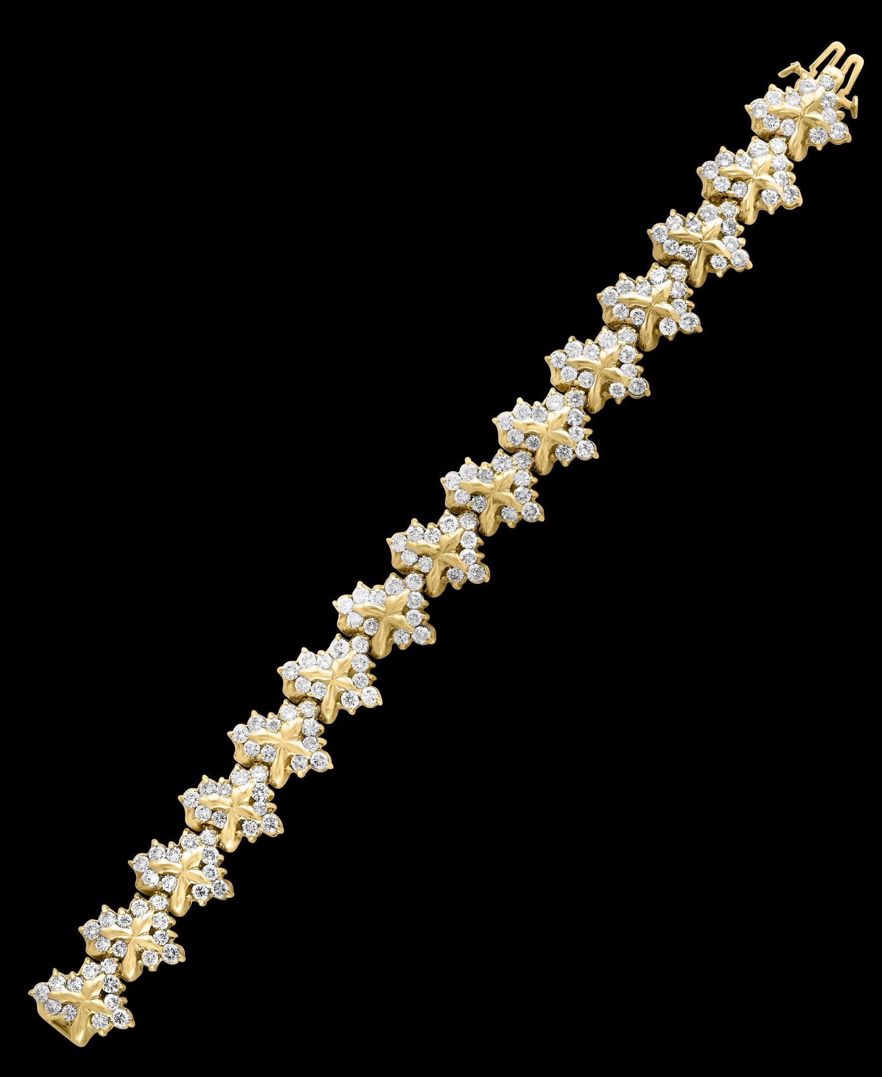 Round Cut 38 Carat Diamond Necklace and Bracelet 180 Grams 14 Karat Gold Bridal Suite For Sale