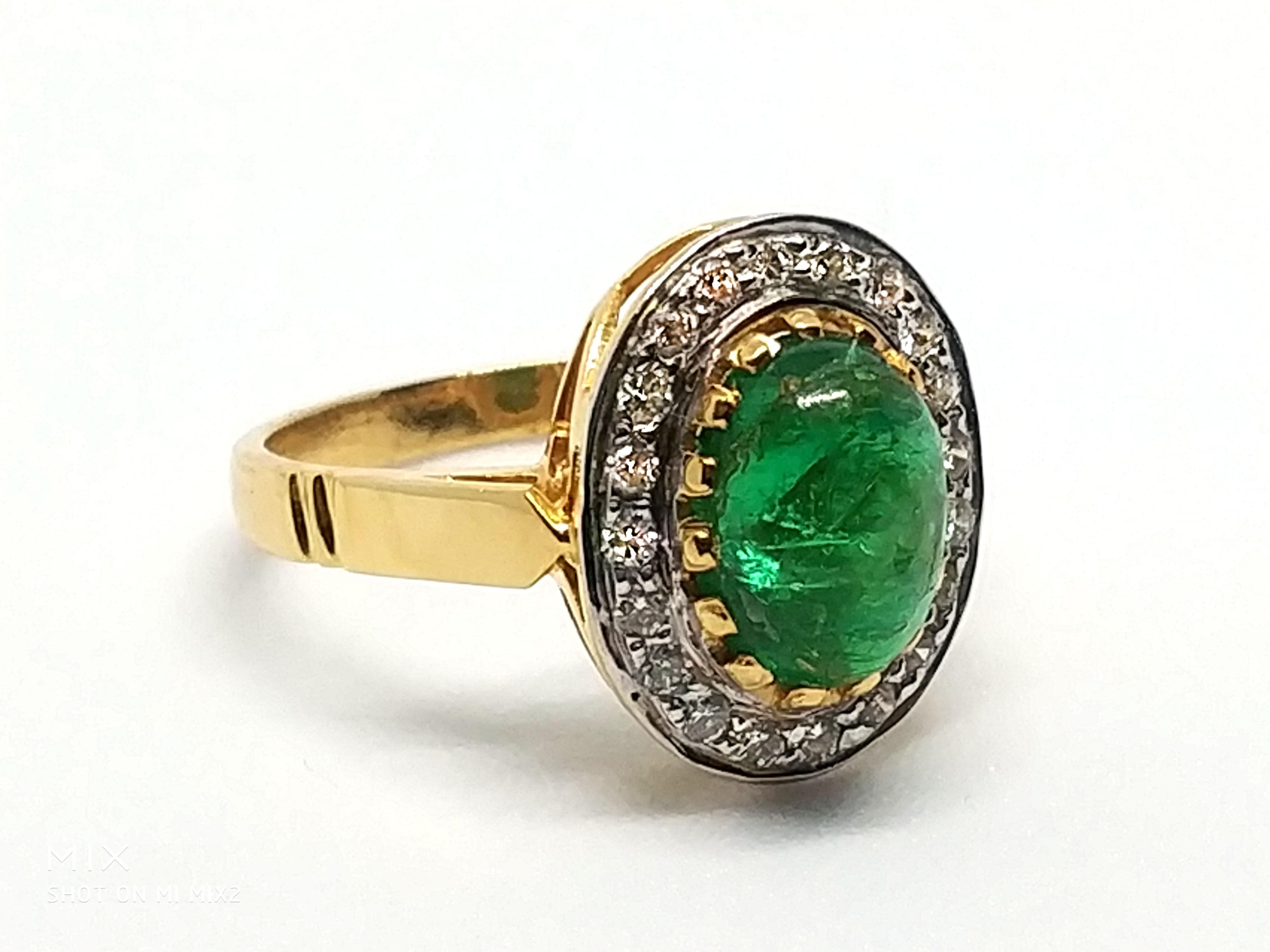 Women's or Men's 3.8 Carat Emerald 0.75 Carat Diamond Ring