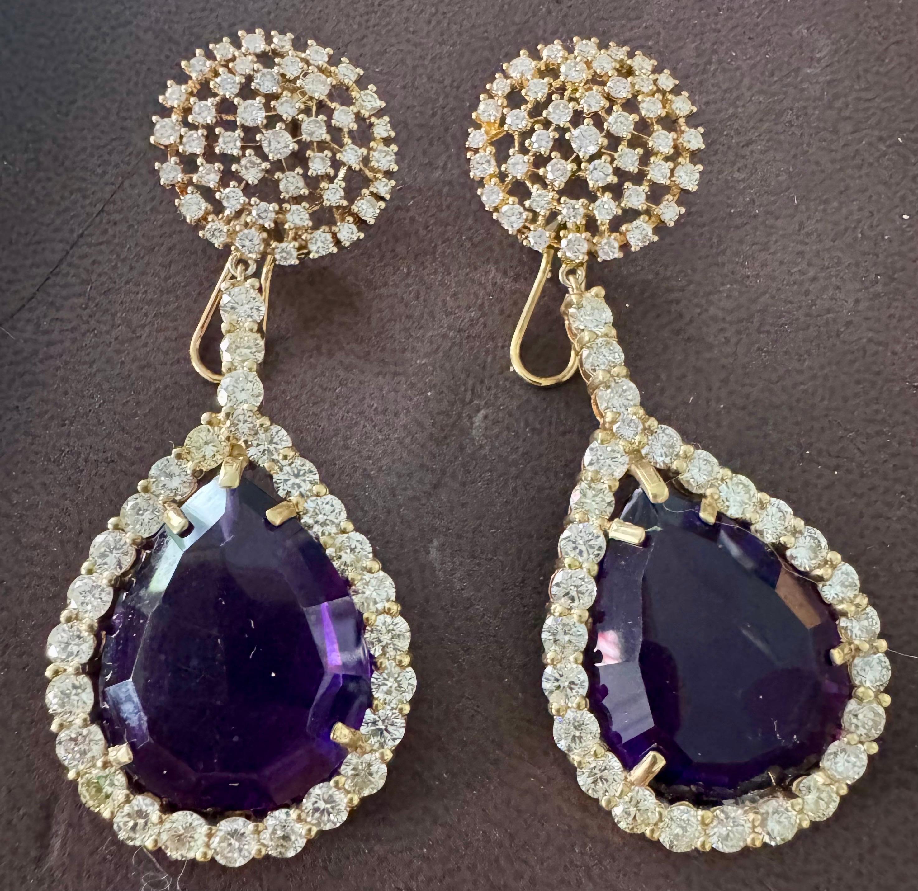 38 Carat Natural Amethyst & 9 Ct Diamond Cocktail Earring, 14 Karat Yellow Gold In Excellent Condition For Sale In New York, NY