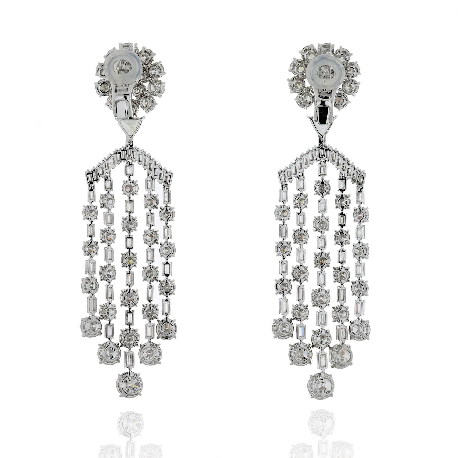 Round Cut 38 Carat Platinum Chandelier Dangling Diamond Drop Dramatic Earrings For Sale