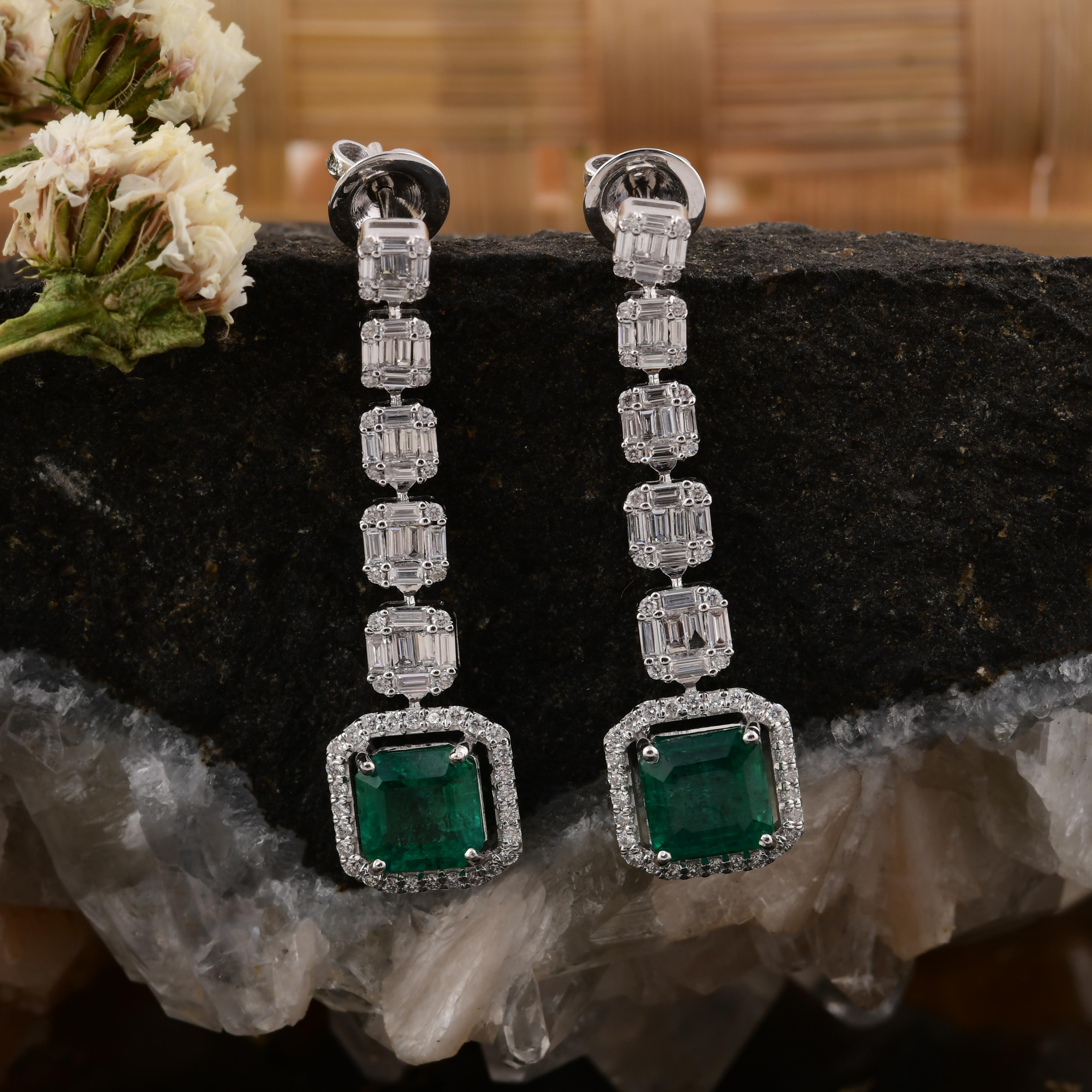 Modern 3.8 Carat Zambian Emerald 1.47 Carat SI/H Diamond Dangle Earrings 18k White Gold For Sale