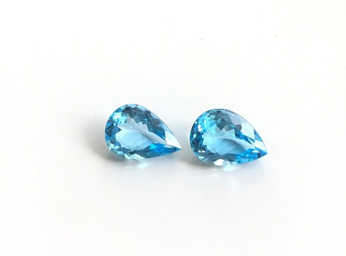 38 Carats Blue Topaz Pear Pair Natural Gemstone 2 Piece Faceted Earrings Gem In New Condition For Sale In Jaipur, RJ