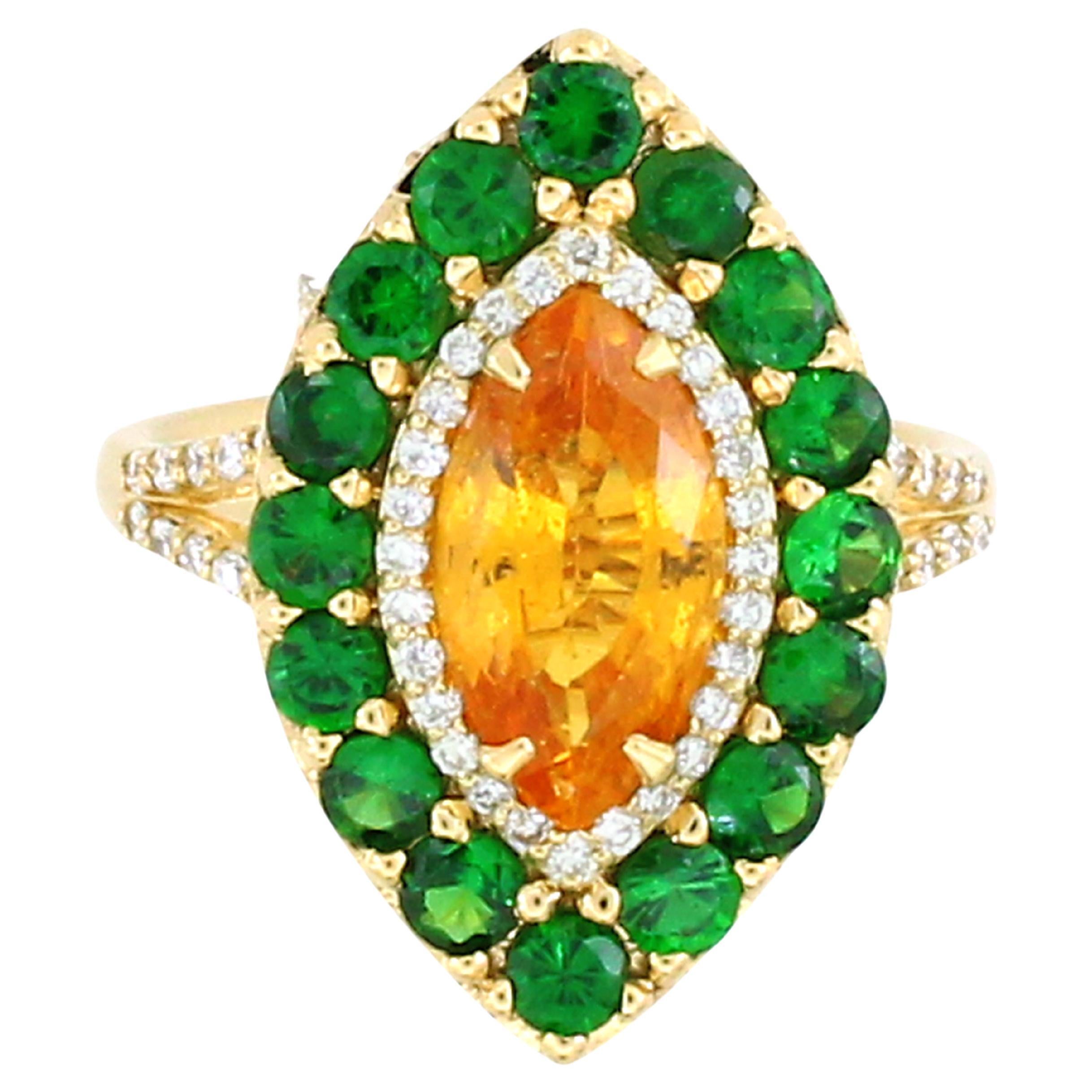 3.8 cts of Yellow Sapphire and Tsavorite and 1.03 cts of Diamonds Ring
