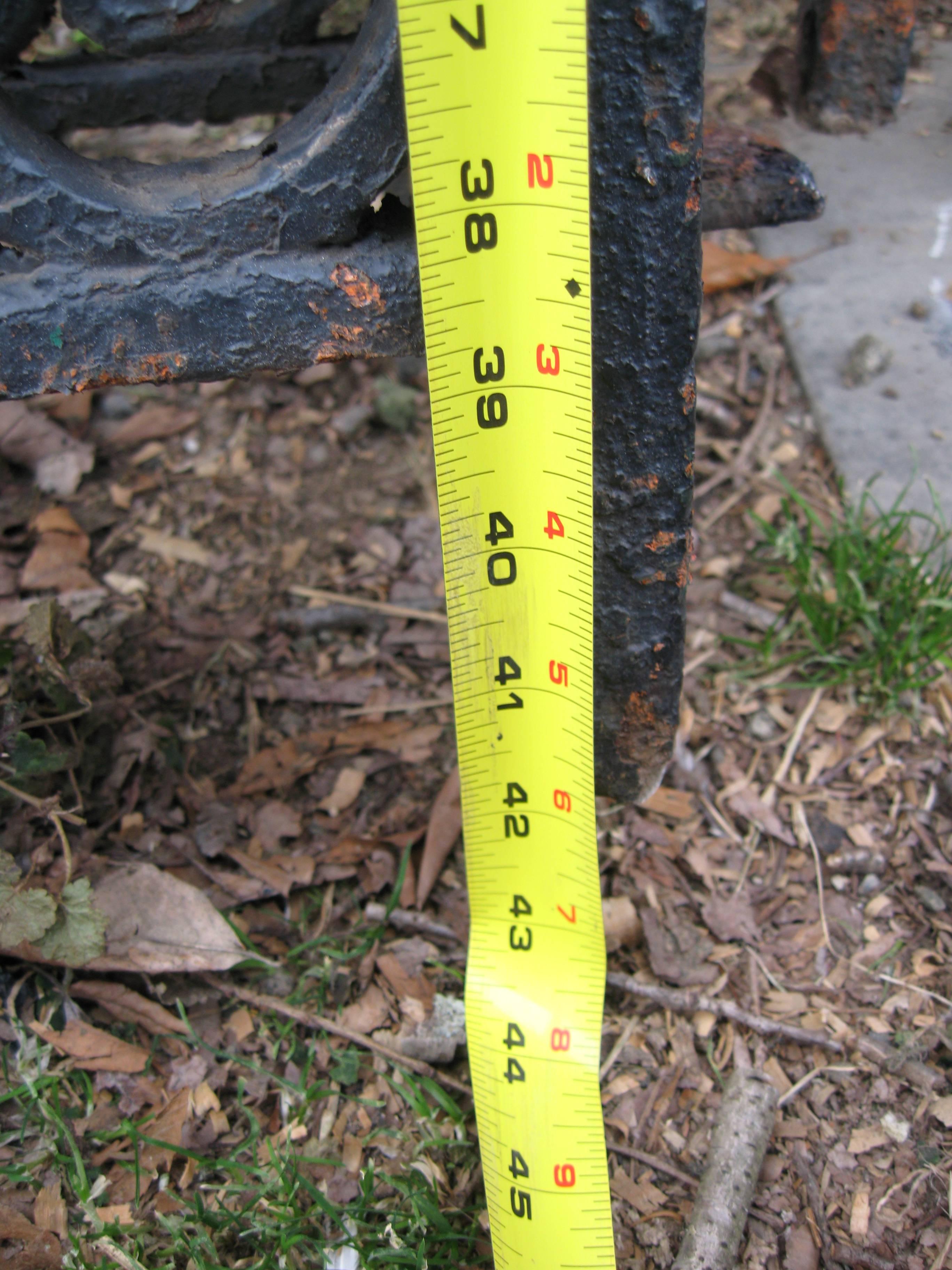 38 Feet of 19th Century Iron Fence 5