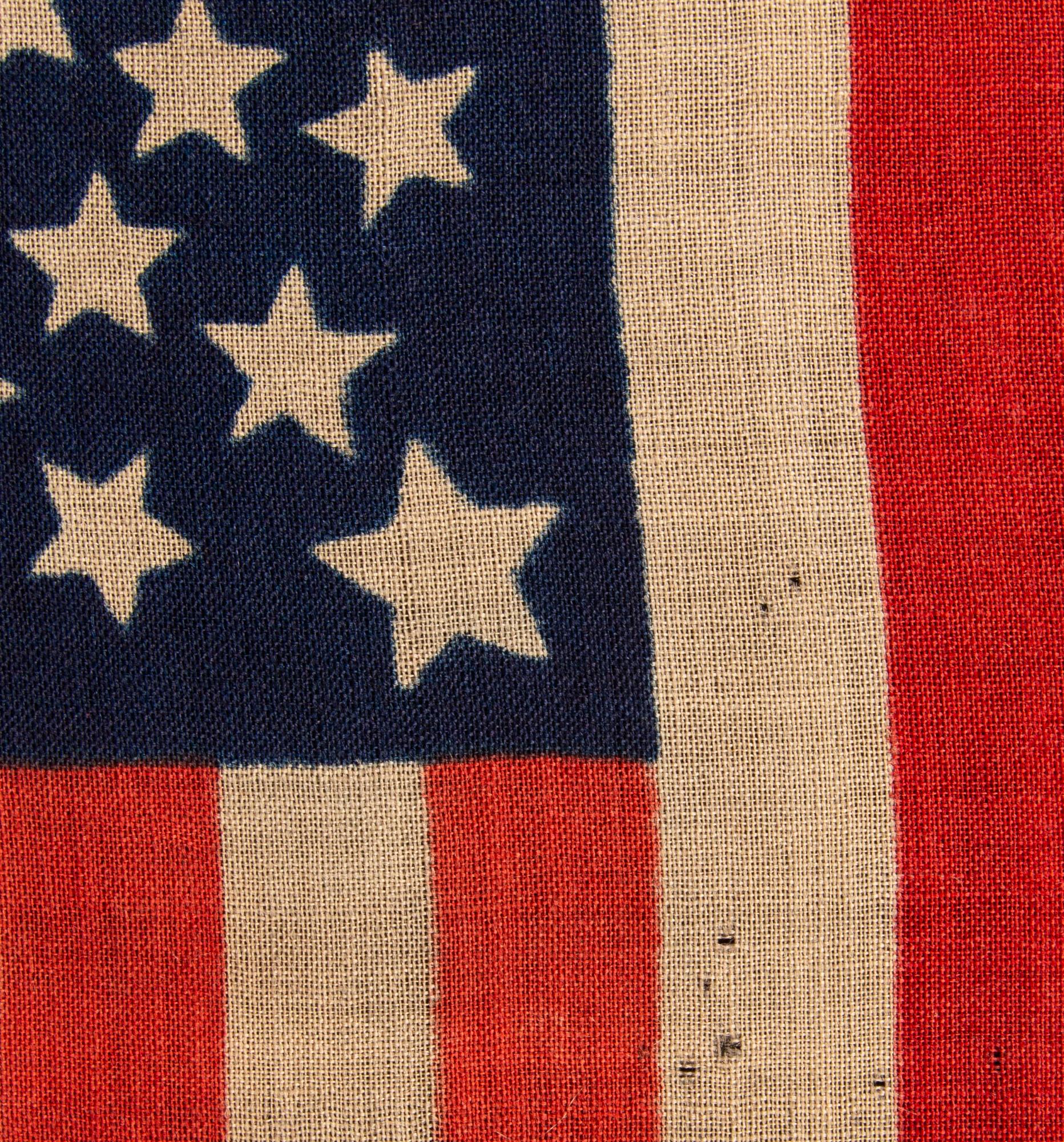Bandera Americana de 38 Estrellas, Estado de Colorado, Fabricada por Horstmann Brothers ca 1876 siglo XIX en venta