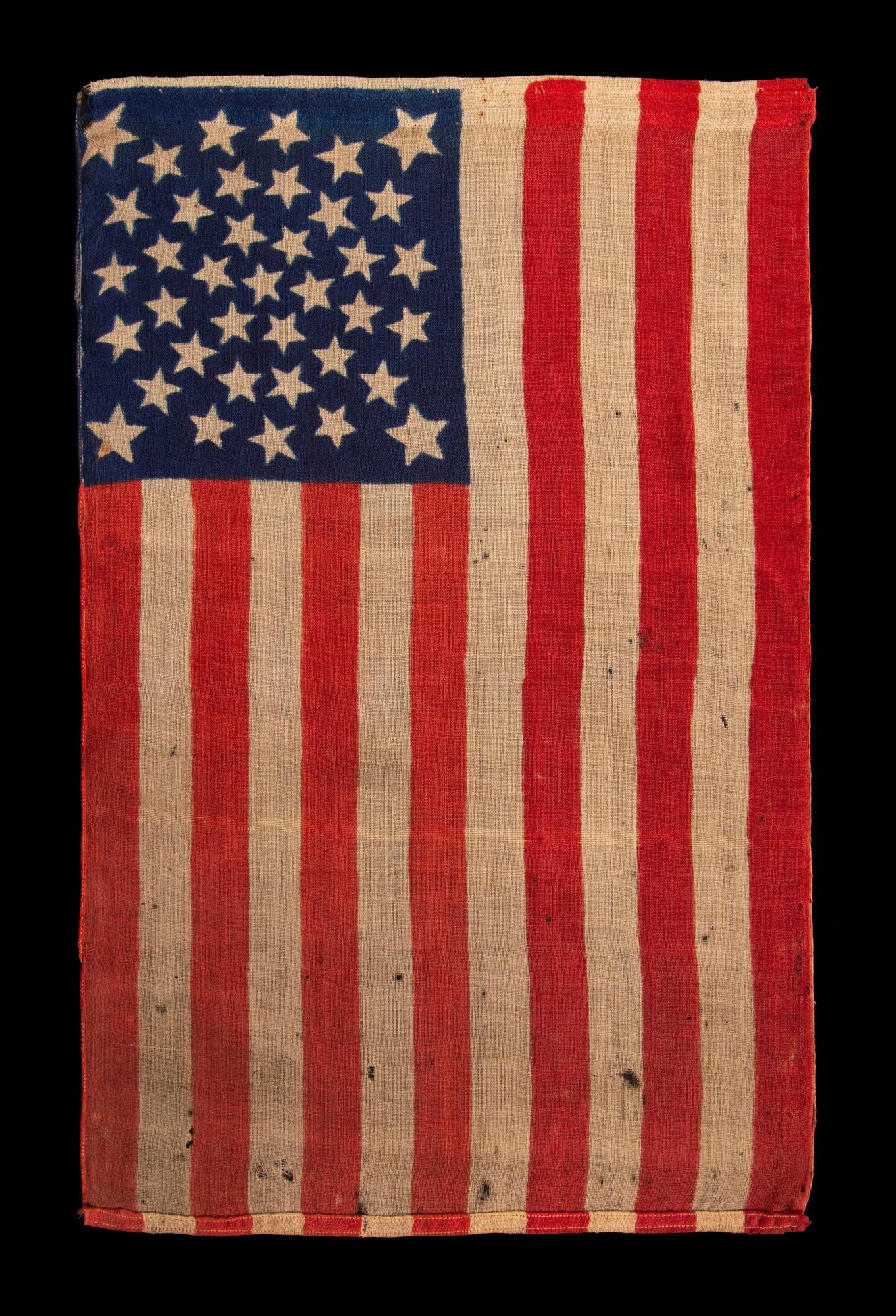 Bandera Americana de 38 Estrellas, Estado de Colorado, Fabricada por Horstmann Brothers ca 1876 Lana en venta