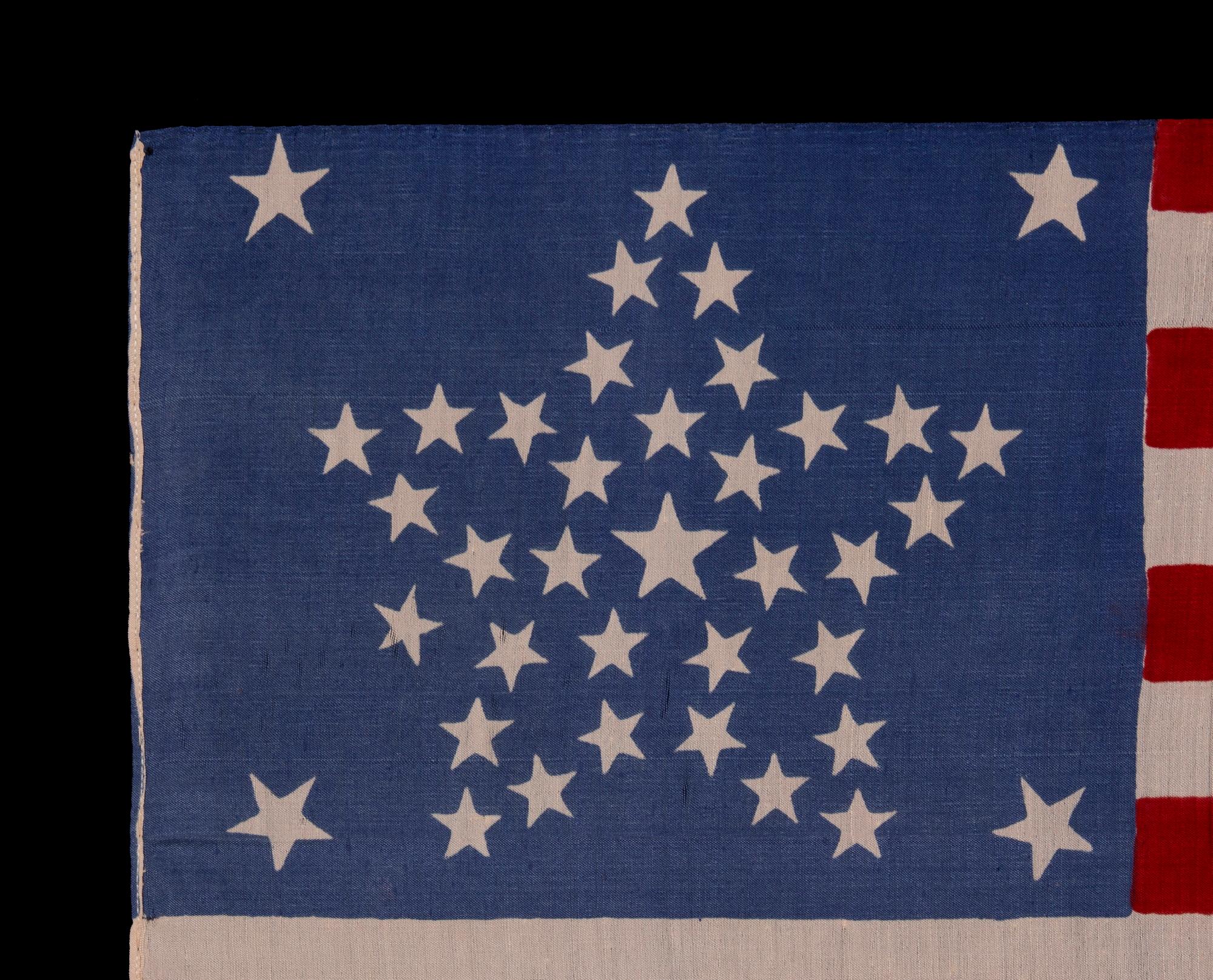 Américain Drapeau de parade américain à 38 étoiles dans un motif d'étoiles en vente