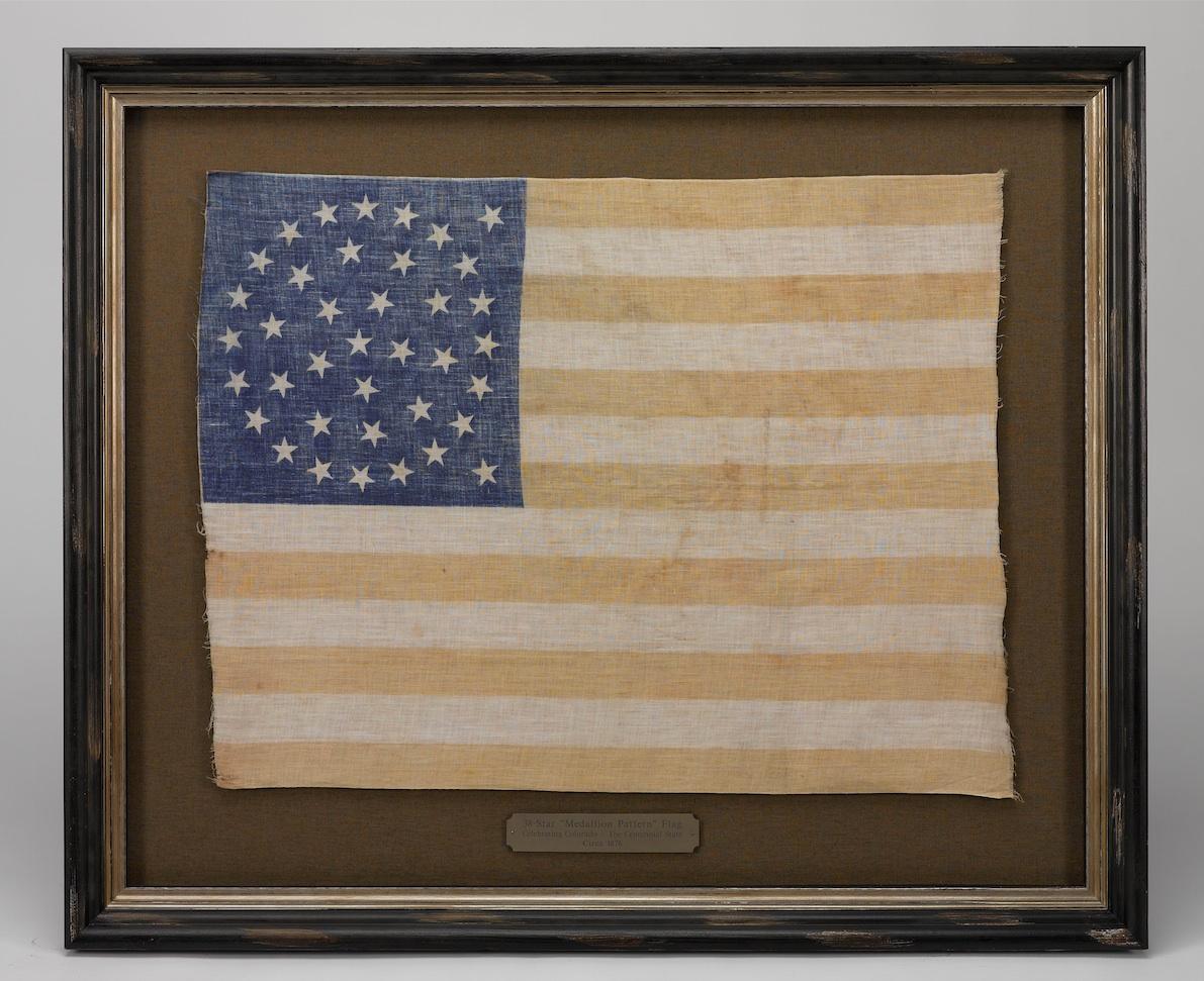 38-Star Medallion Pattern American Flag with Two Outliers, circa 1876 In Good Condition In Colorado Springs, CO