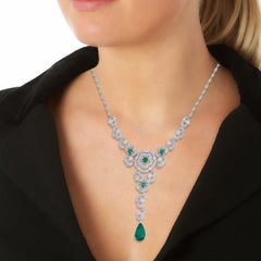 3.80 Carat Diamond Emerald 14 Karat White Gold Necklace