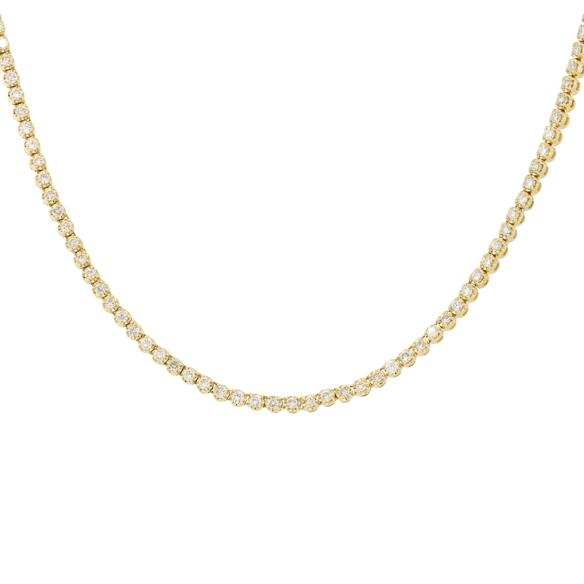 14k Yellow Gold 3.80ctw Diamond Tennis Necklace

Material: 14k Yellow Gold
Diamond Details: Approximately 3.80ctw of Round Brilliant Diamonds
Fastening: Tongue in Box Clasp
Measurements: 18
