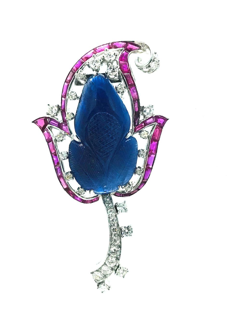 3,80 Karat Lapis Diamant und Rubin Blatt Anhänger im Art-déco-Stil im Zustand „Hervorragend“ in Laguna Hills, CA