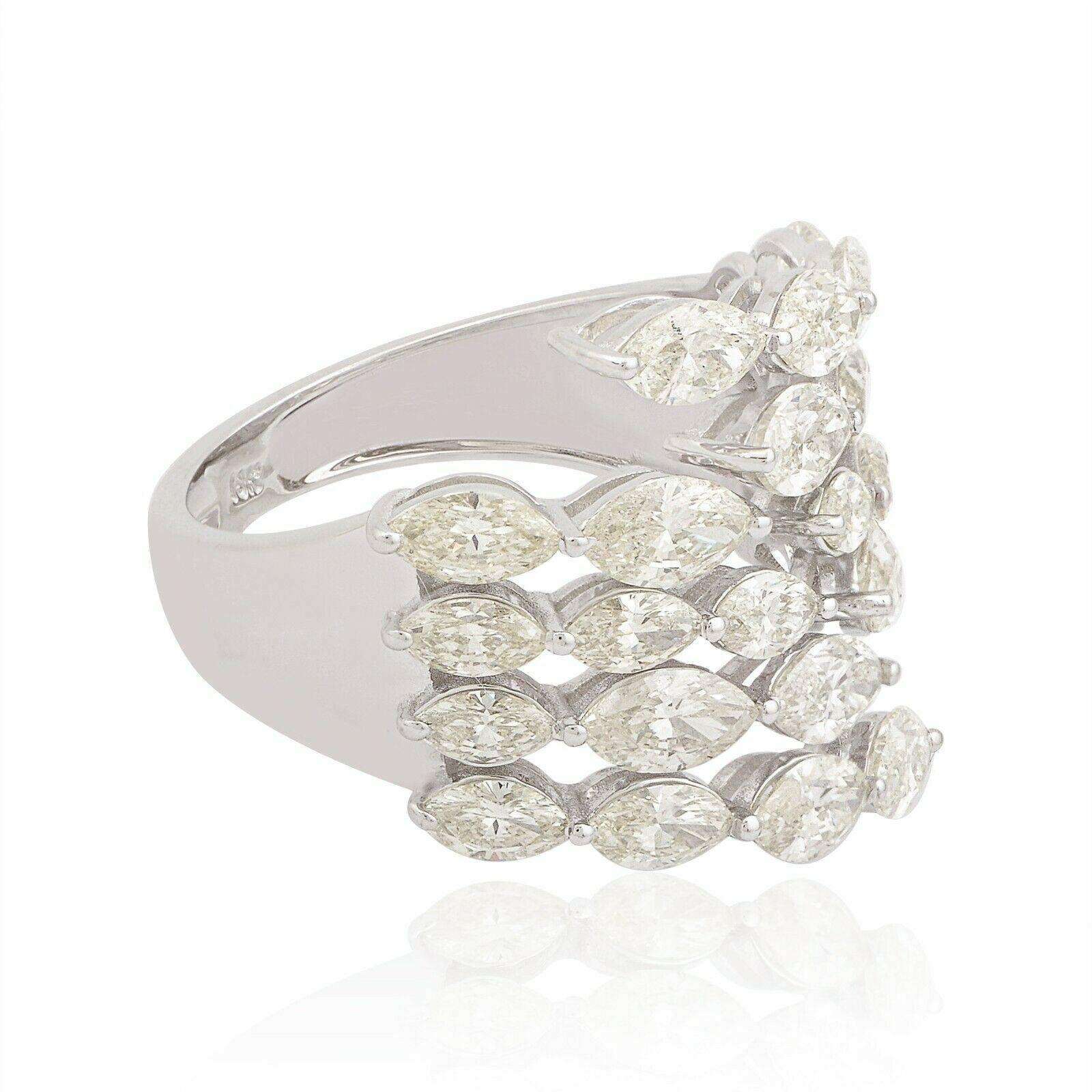 Moderne 3.80 Carat Marquise Diamond 14 Karat Gold Wrap Ring en vente
