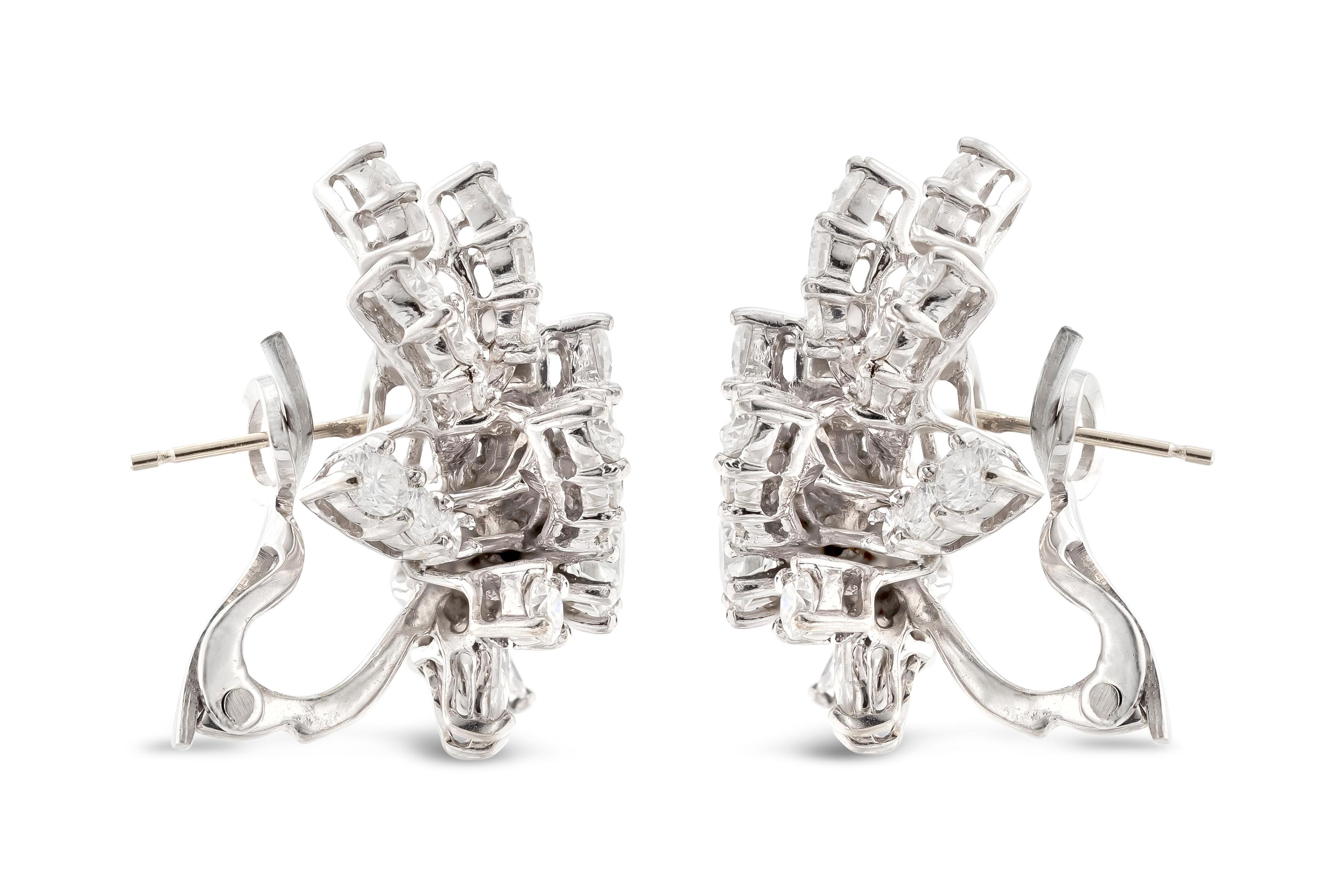 Round Cut 3.80 Carat Multi-cut Diamond Bouquet Earrings For Sale