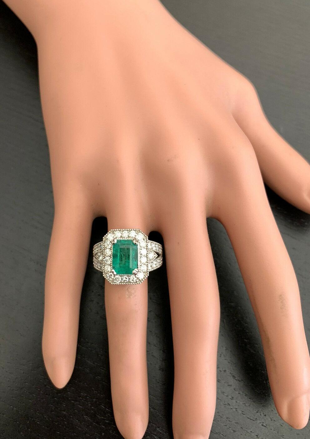 3.80 Carat Natural Emerald and Diamond 14 Karat Solid White Gold Ring For Sale 2