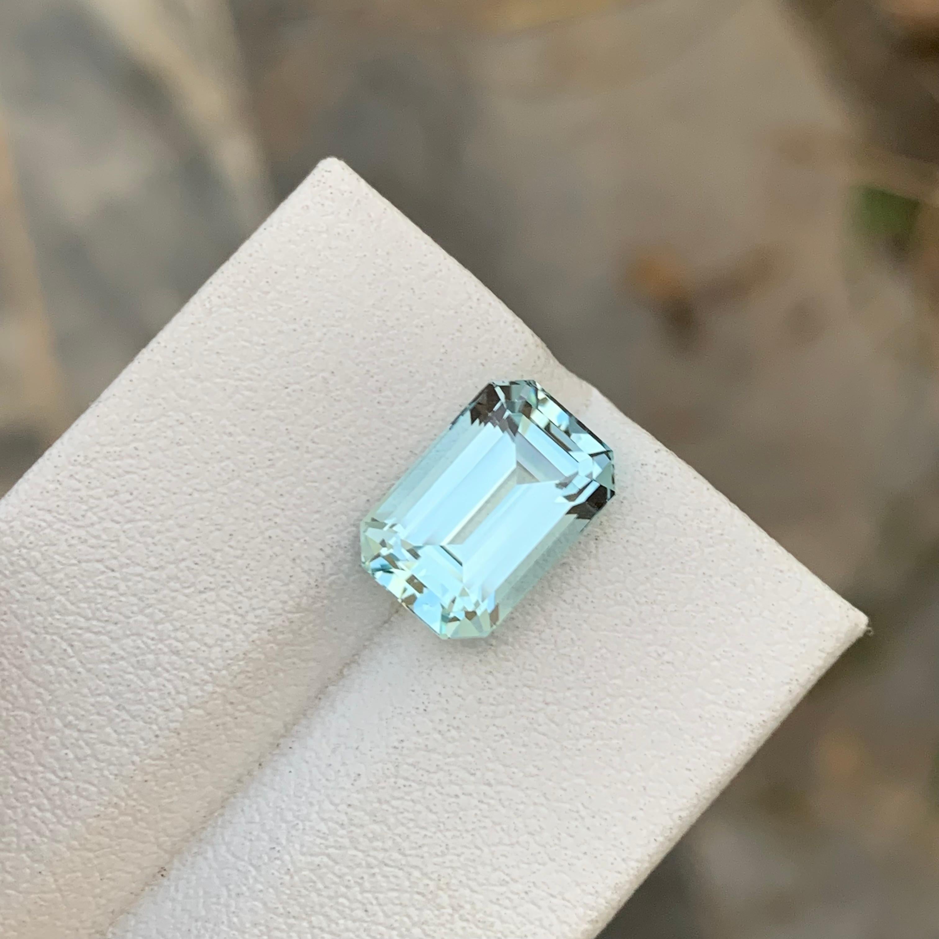 Arts and Crafts 3.80 Carat Natural Loose Aquamarine Emerald Shape Gem For Jewellery Making  For Sale