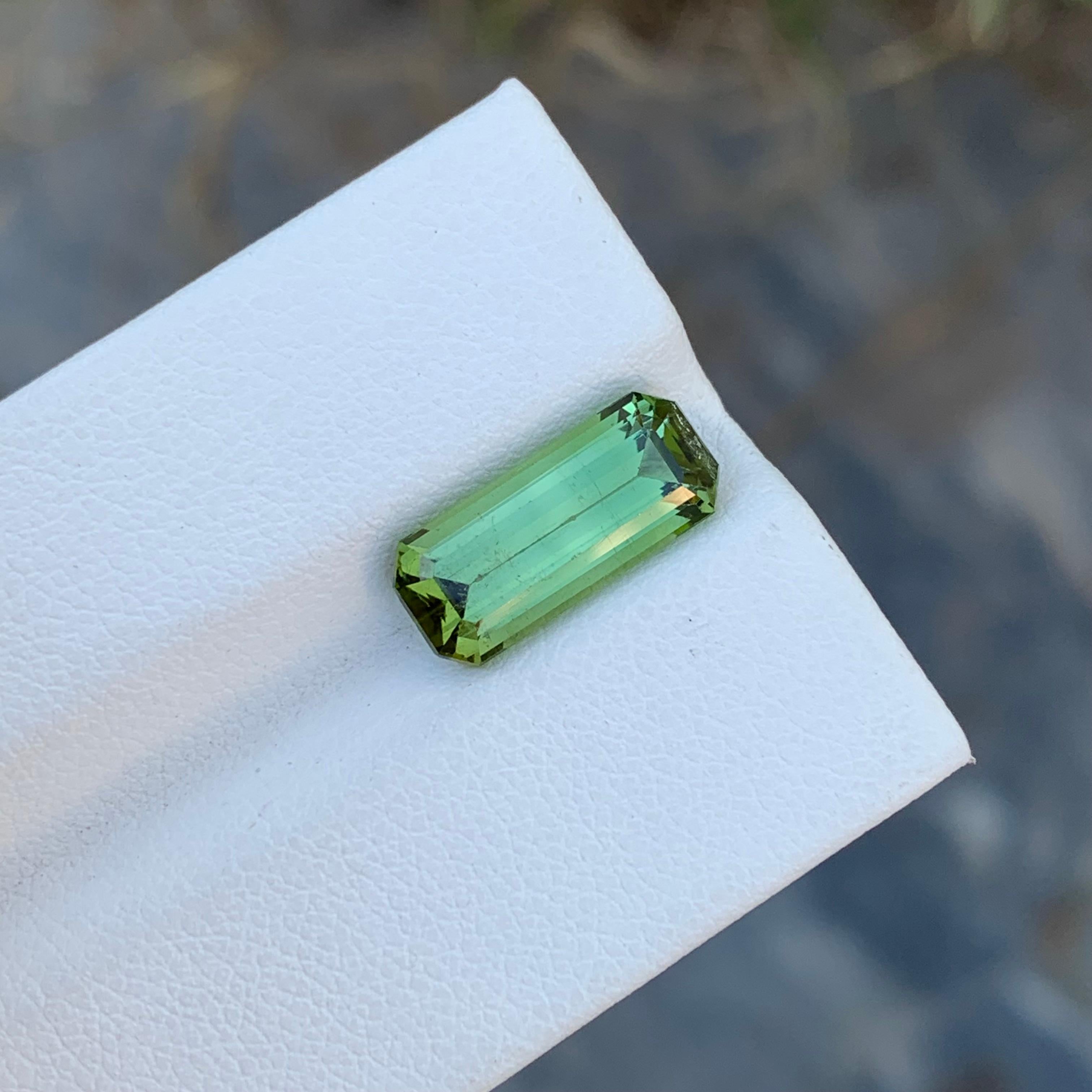 3.80 Carat Natural Loose Emerald Cut Mint Tourmaline Gem For Ring  For Sale 5
