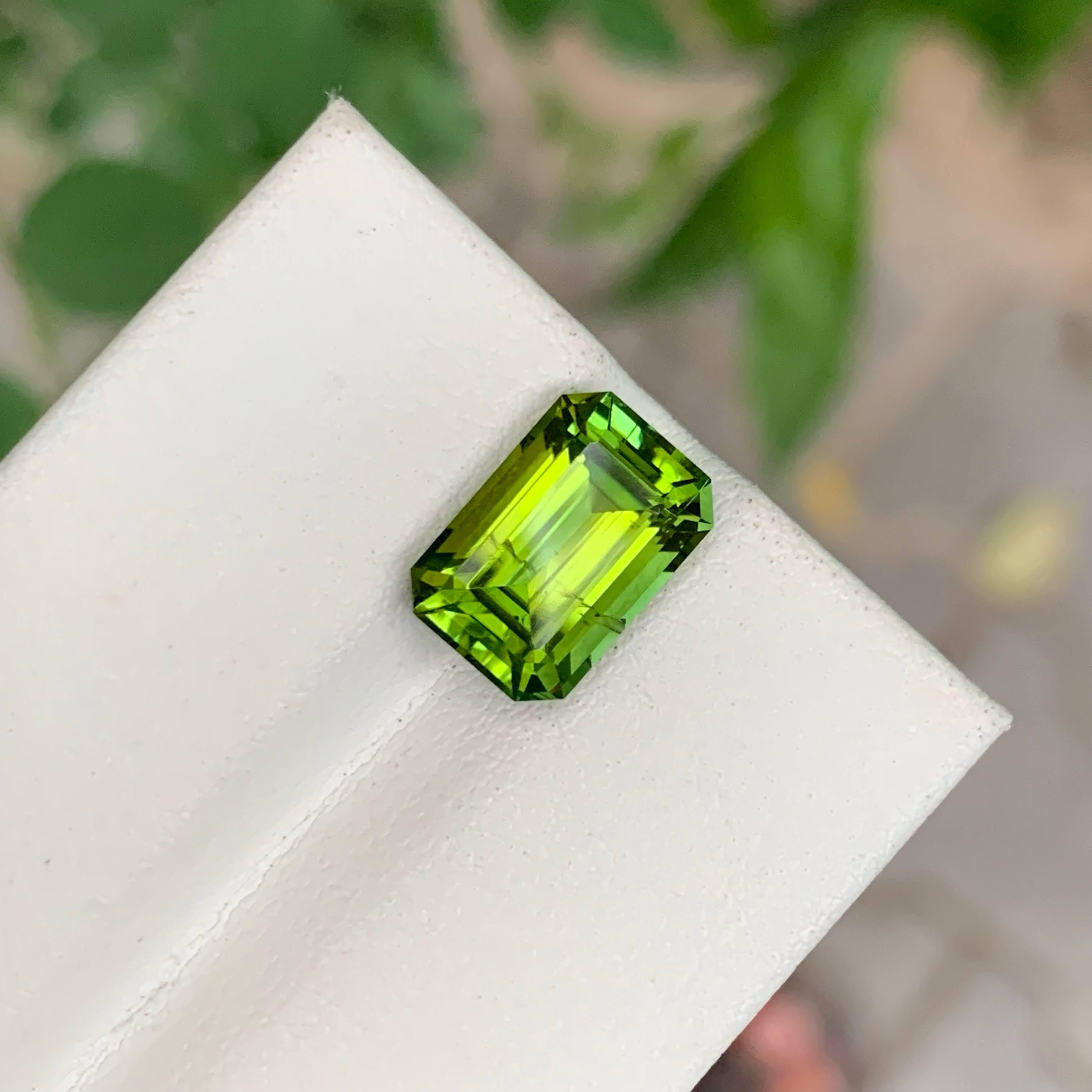 Women's or Men's 3.80 Carat Natural Loose Green Tourmaline Stone Emerald Cut Afghan Gemstone For Sale