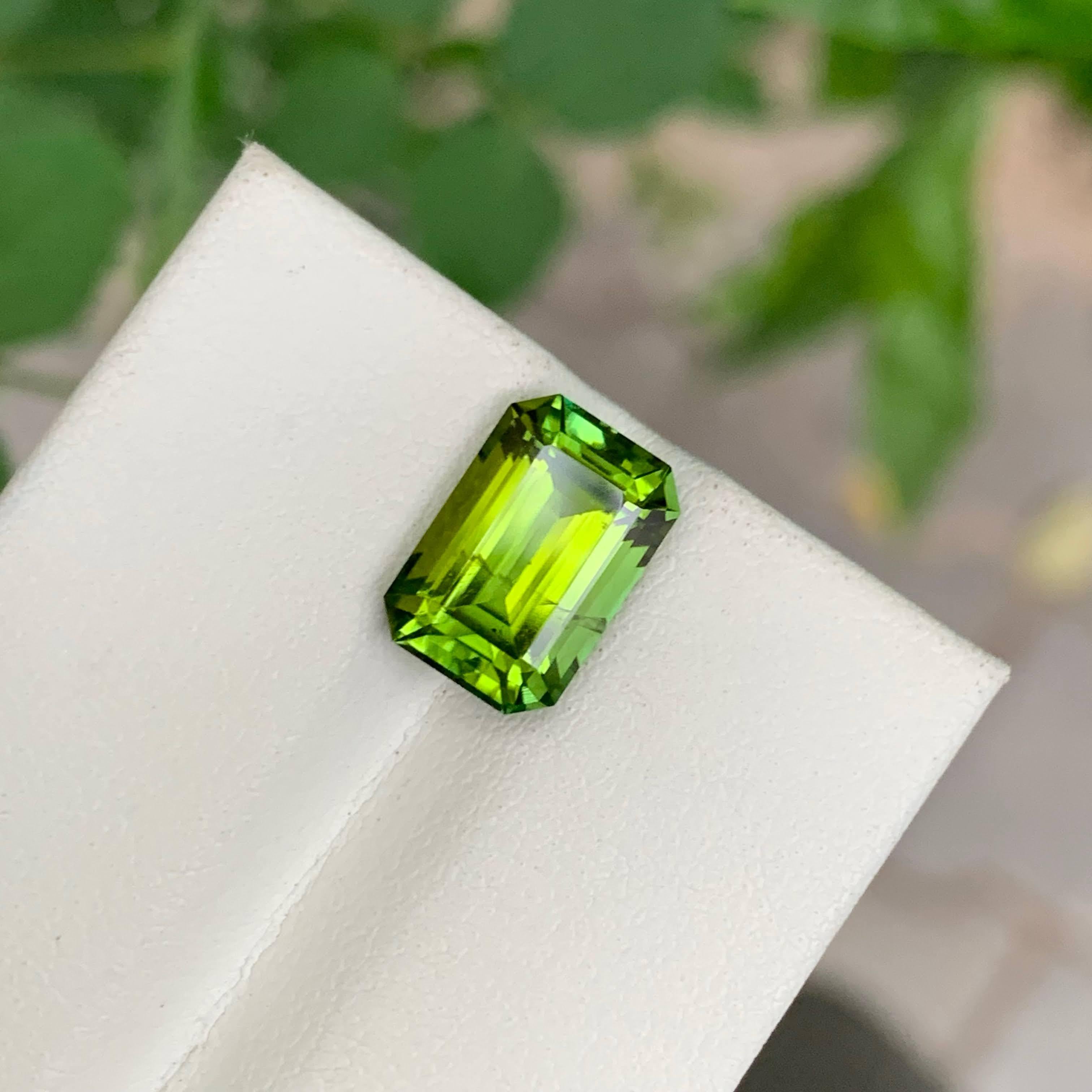3.80 Carat Natural Loose Green Tourmaline Stone Emerald Cut Afghan Gemstone For Sale 1