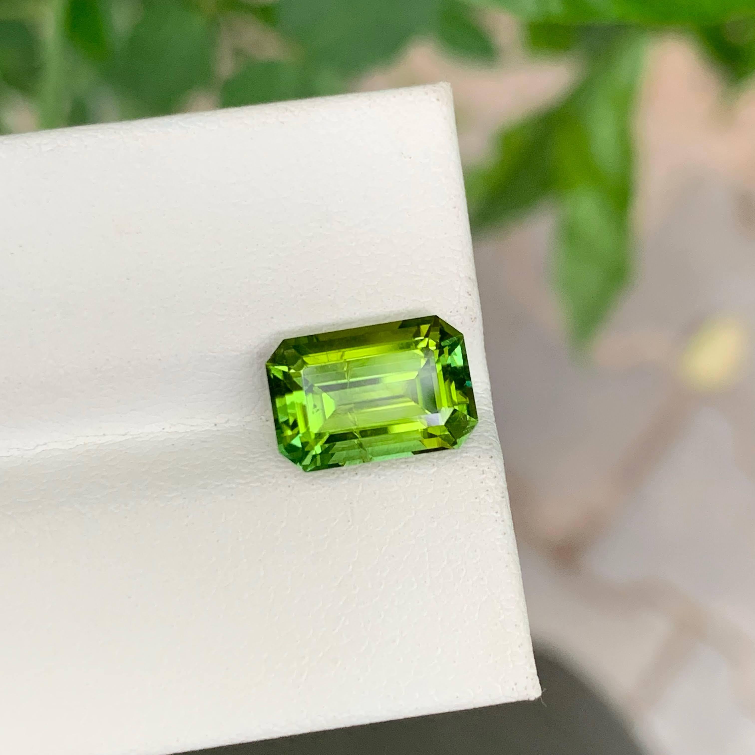3.80 Carat Natural Loose Green Tourmaline Stone Emerald Cut Afghan Gemstone For Sale 4