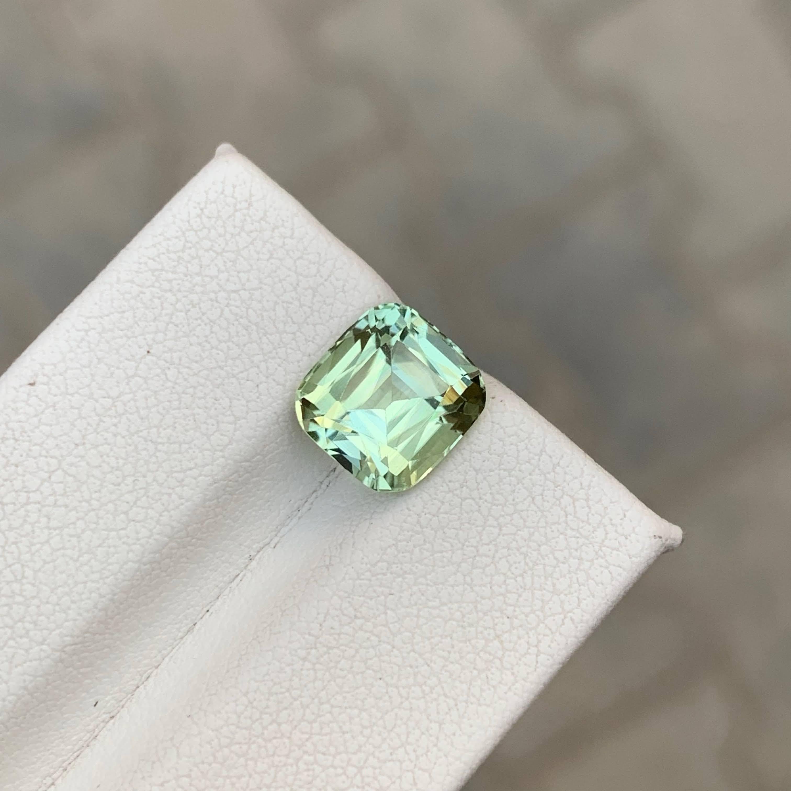 3.80 Carat Natural Loose Light Green Tourmaline Cushion Cut Afghan Gemstone (pierre précieuse afghane) en vente 5