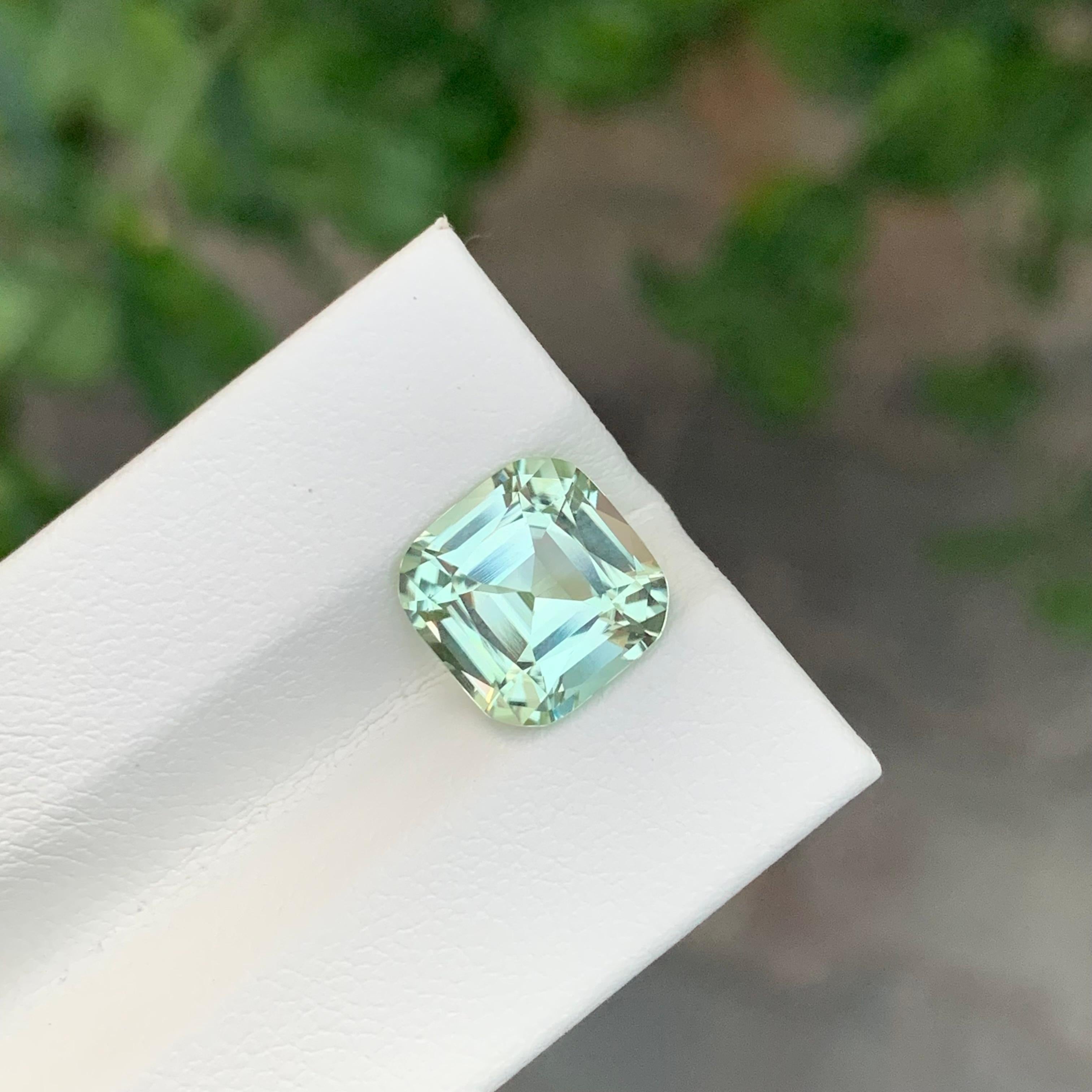 Taille coussin Tourmaline naturelle taille coussin vert citron non sertie de 3,80 carats en vente