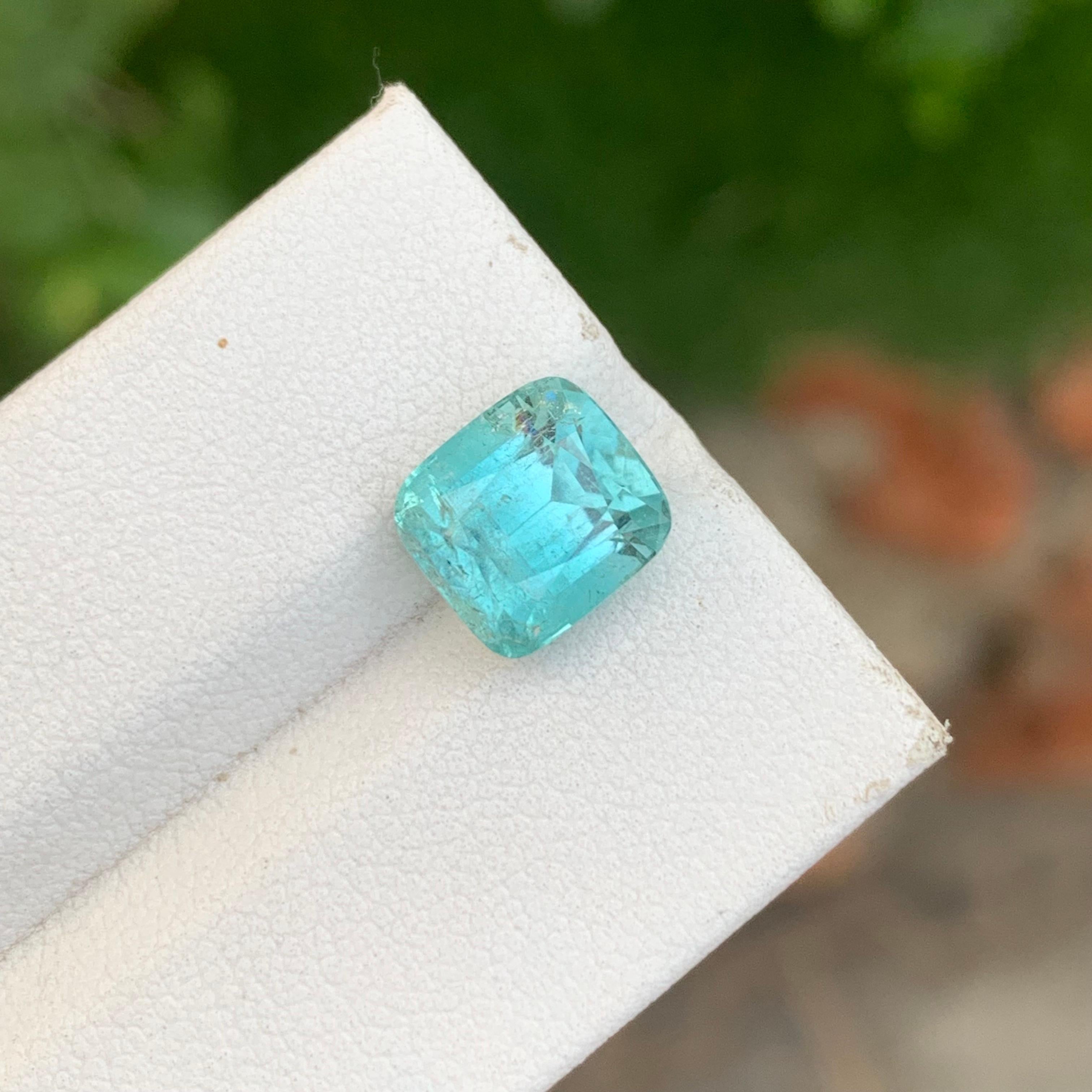 3.80 Carat Natural Loose Seafoam Tourmaline Slightly Included Gemstone (pierre précieuse légèrement incluse) Neuf - En vente à Peshawar, PK
