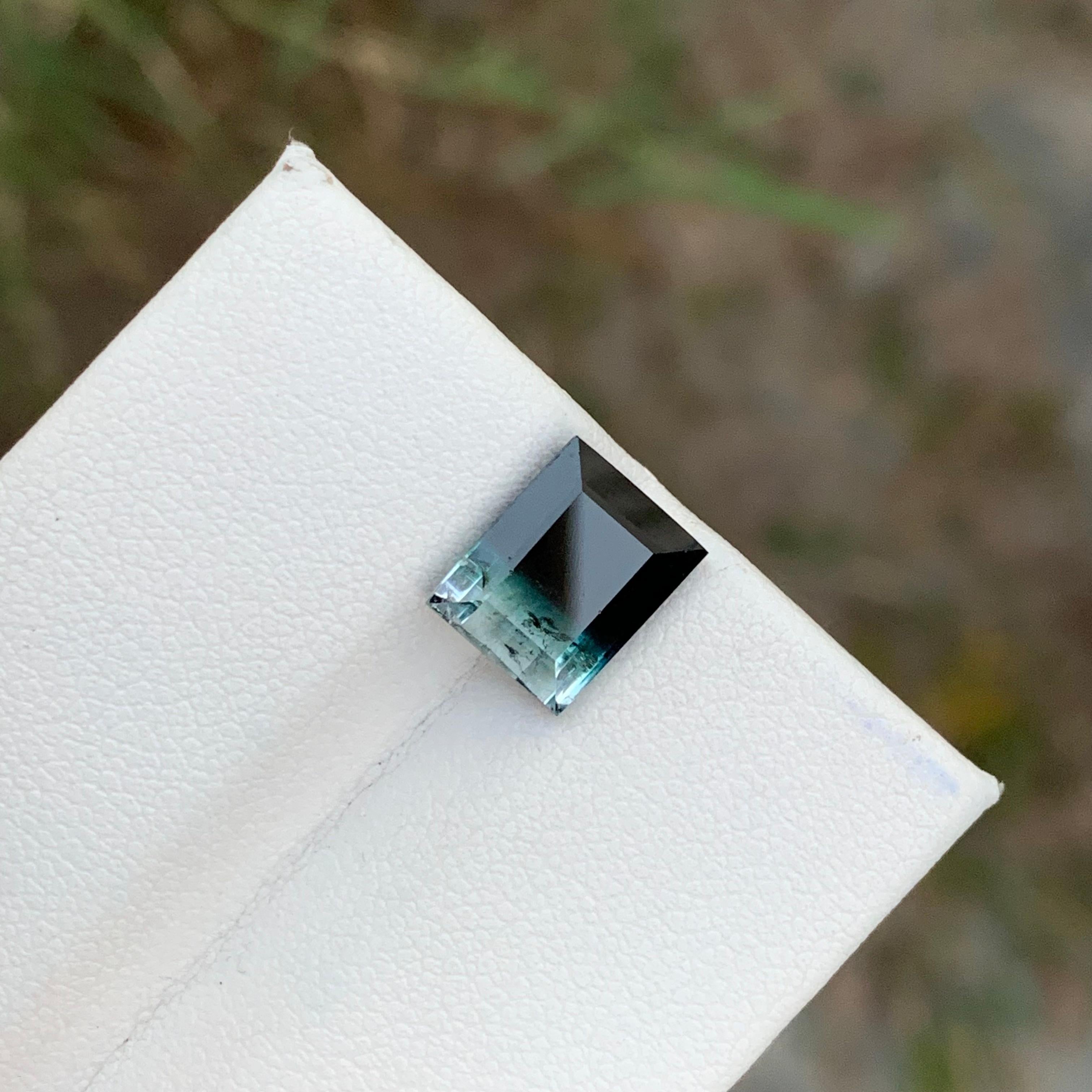 Arts and Crafts 3.80 Carat Natural Loose Tri Color Tourmaline Baguette Shape Ring Gemstone For Sale