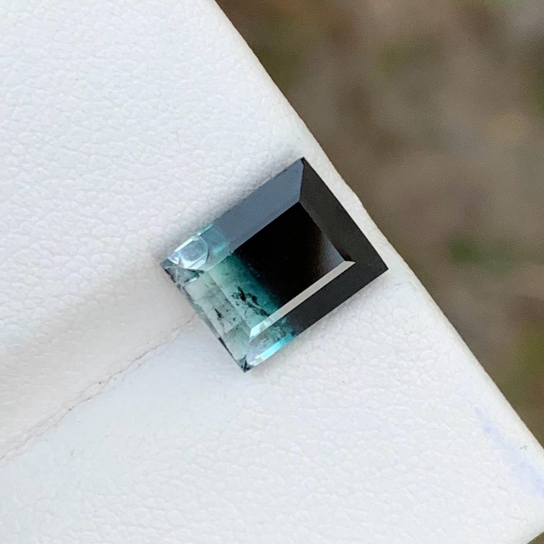 3.80 Carat Natural Loose Tri Color Tourmaline Baguette Shape Ring Gemstone For Sale 3