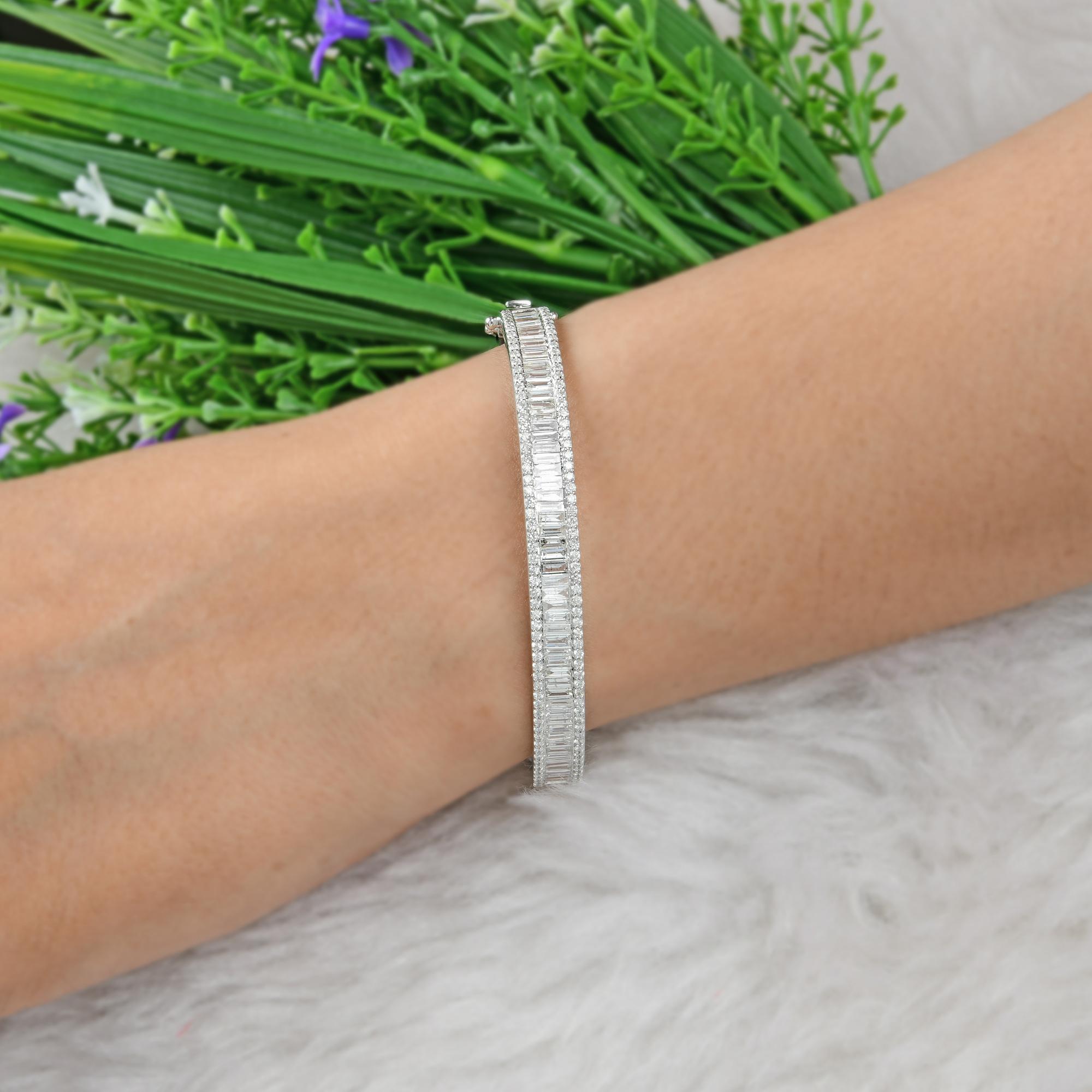 Baguette Cut 3.80 Carat SI Clarity HI Color Baguette Diamond Bracelet 14 Karat White Gold For Sale