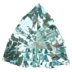 3.80 Carats Light Blue Aquamarine Stone Trilliant Cut Pakistani Gemstone