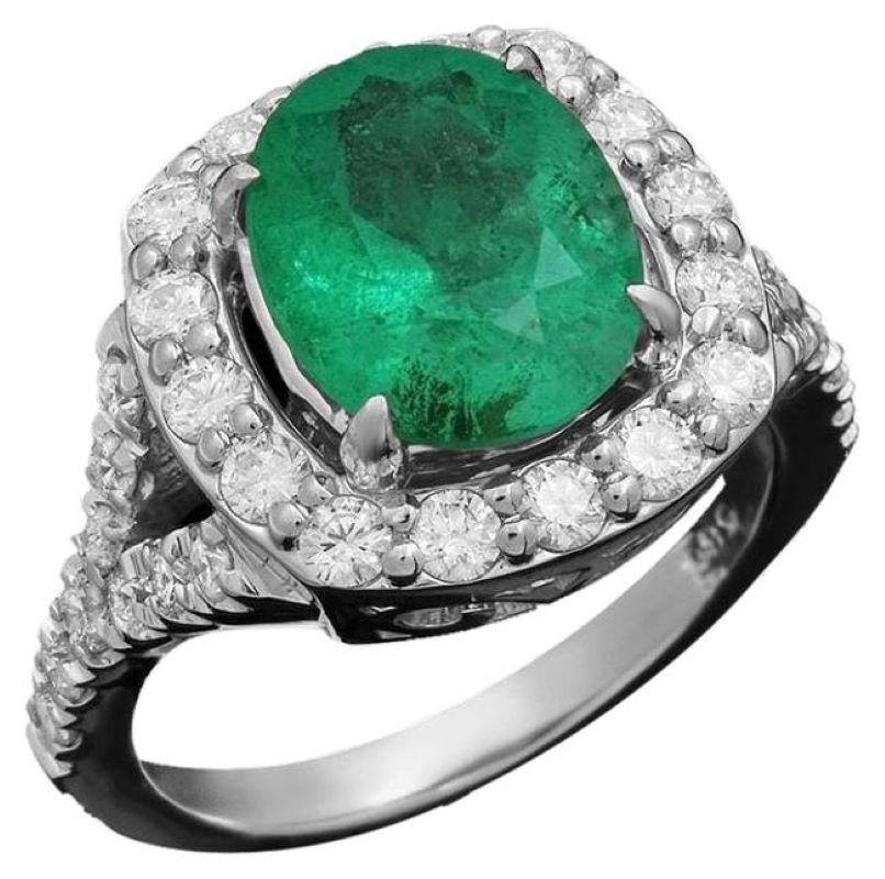 Mixed Cut 3.80 Carats Natural Emerald and Diamond 14K Solid White Gold Ring For Sale