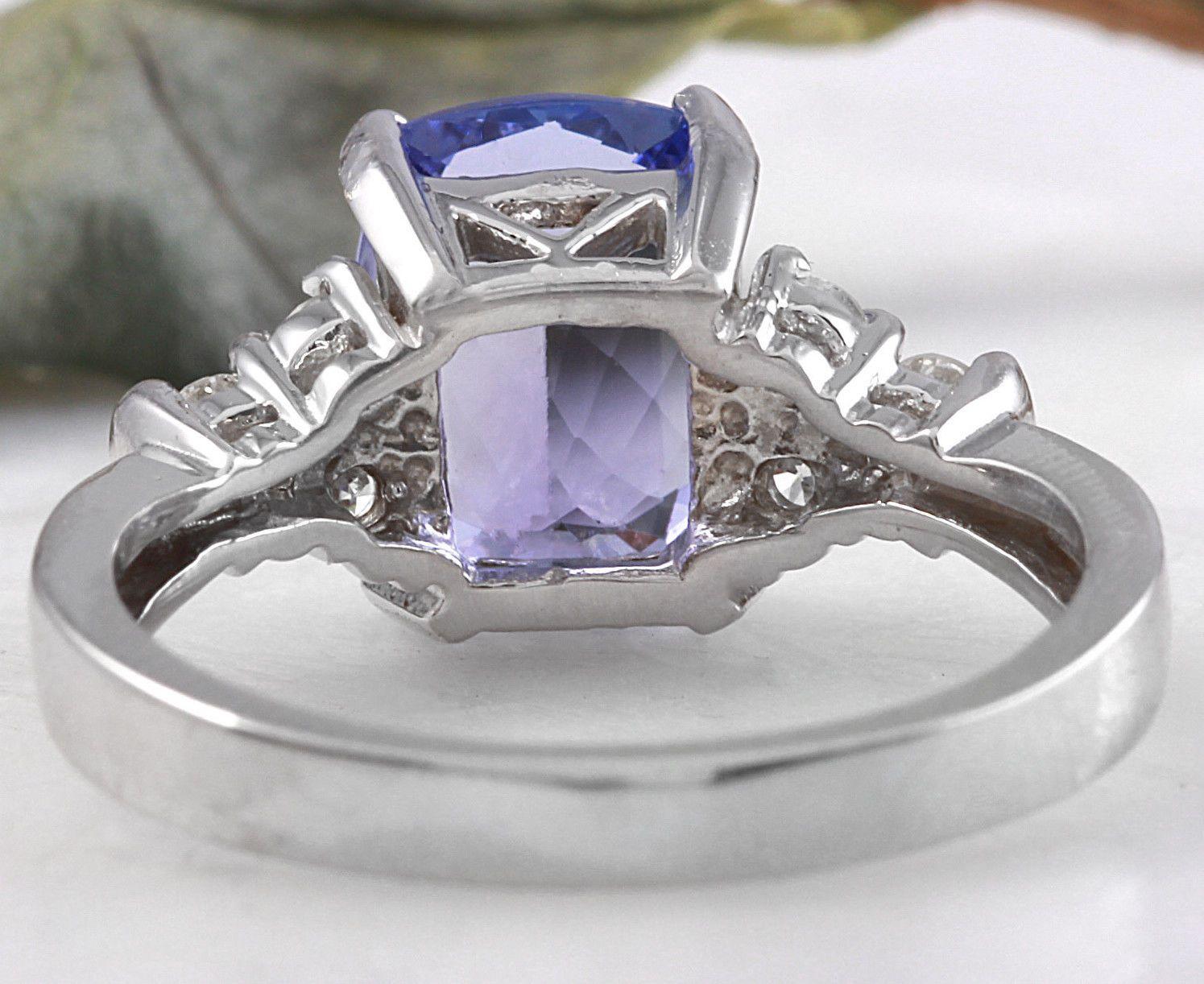3.80 Carat Natural Very Nice Looking Tanzanite and Diamond 14K Solid White Gold In New Condition For Sale In Los Angeles, CA