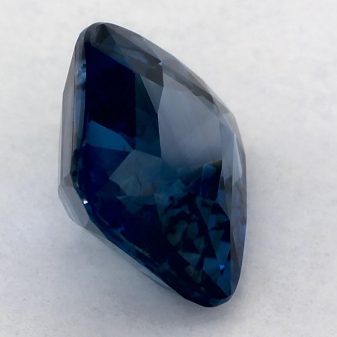 3.80 Karat Blauer Saphir Cushion Loser Edelstein im Angebot 2