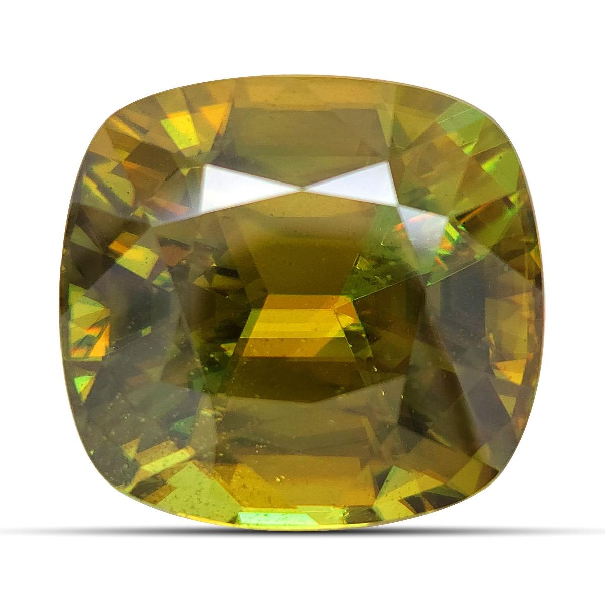 38.08 Carat Natural Sphene In New Condition For Sale In Los Angeles, CA