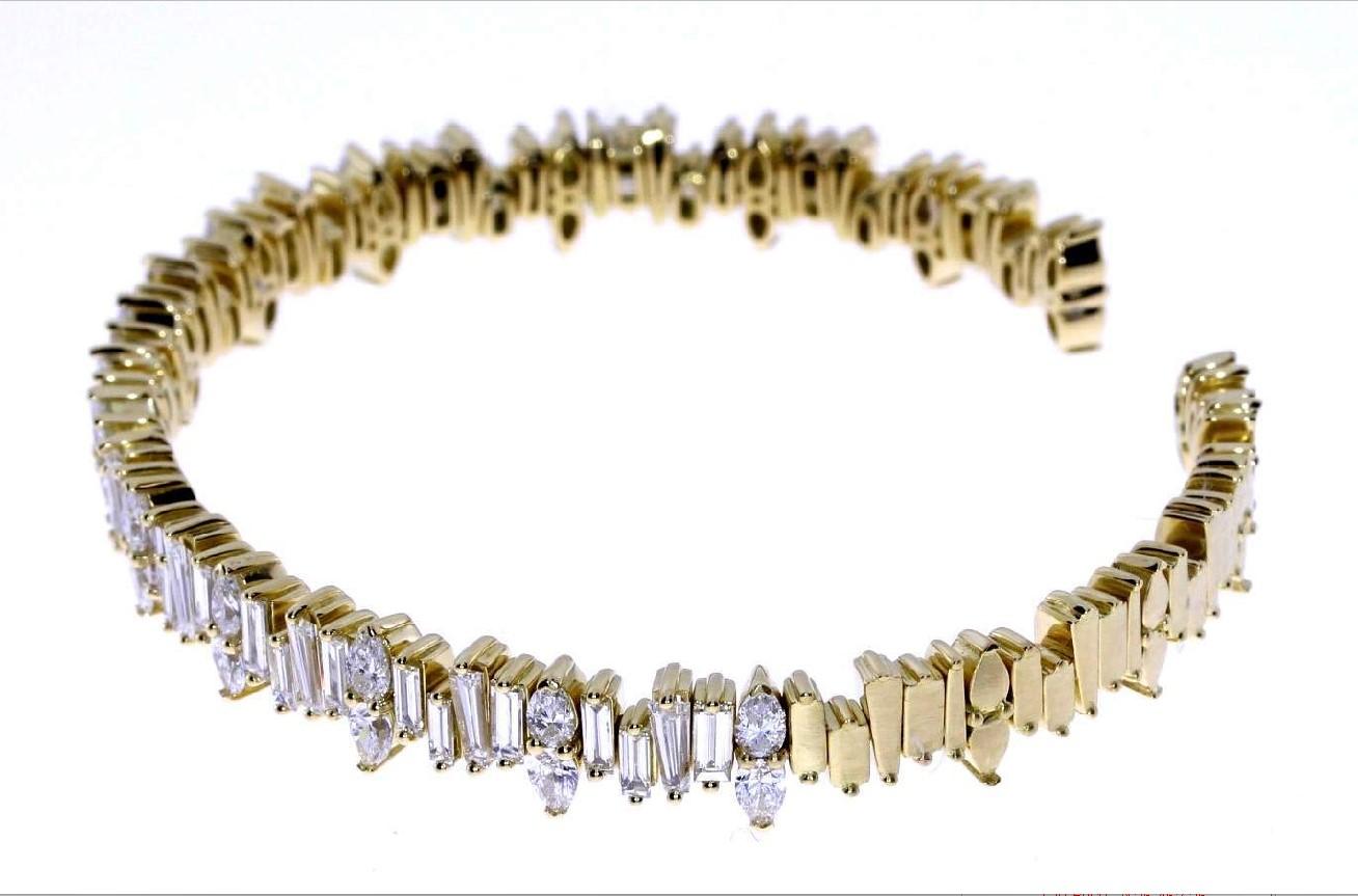 Bracelet en diamants baguette et poire de 3,80ct Neuf - En vente à Los Angeles, CA