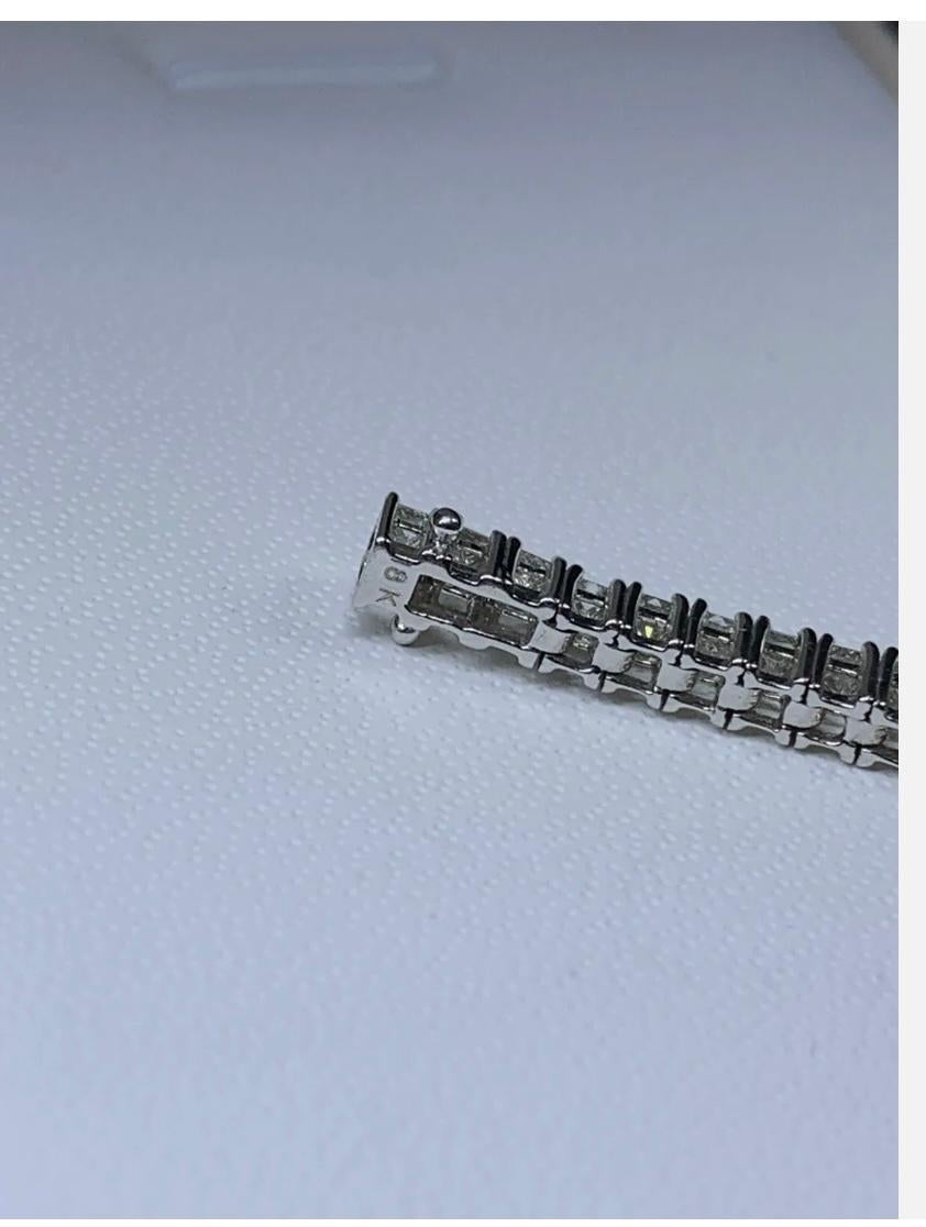 3,80 Karat Diamant-Tennisarmband Eternity 18 Karat Weißgold 10,2g 6,5 Zoll (Moderne) im Angebot