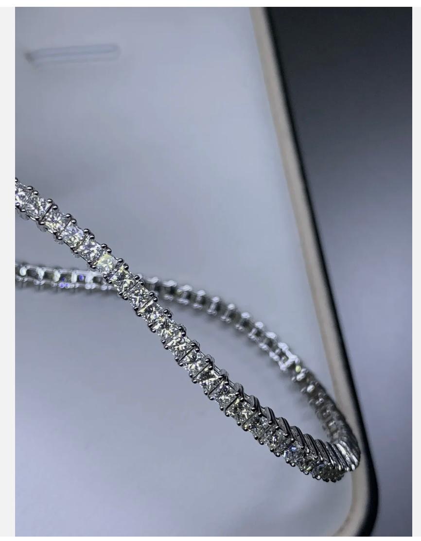 3,80 Karat Diamant-Tennisarmband Eternity 18 Karat Weißgold 10,2g 6,5 Zoll für Damen oder Herren im Angebot