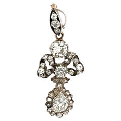 3.80ct Old European 
Pear Diamond Platinum and 18K Gold Antique Pendentif