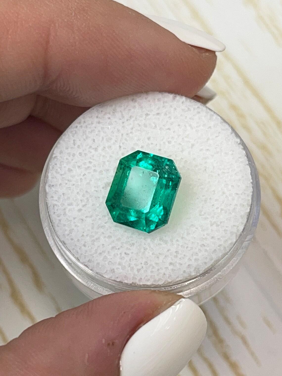 3,81 Karat 10x8,5 Muzo Grüner kolumbianischer Smaragd im echten Smaragdschliff im Zustand „Neu“ im Angebot in Jupiter, FL