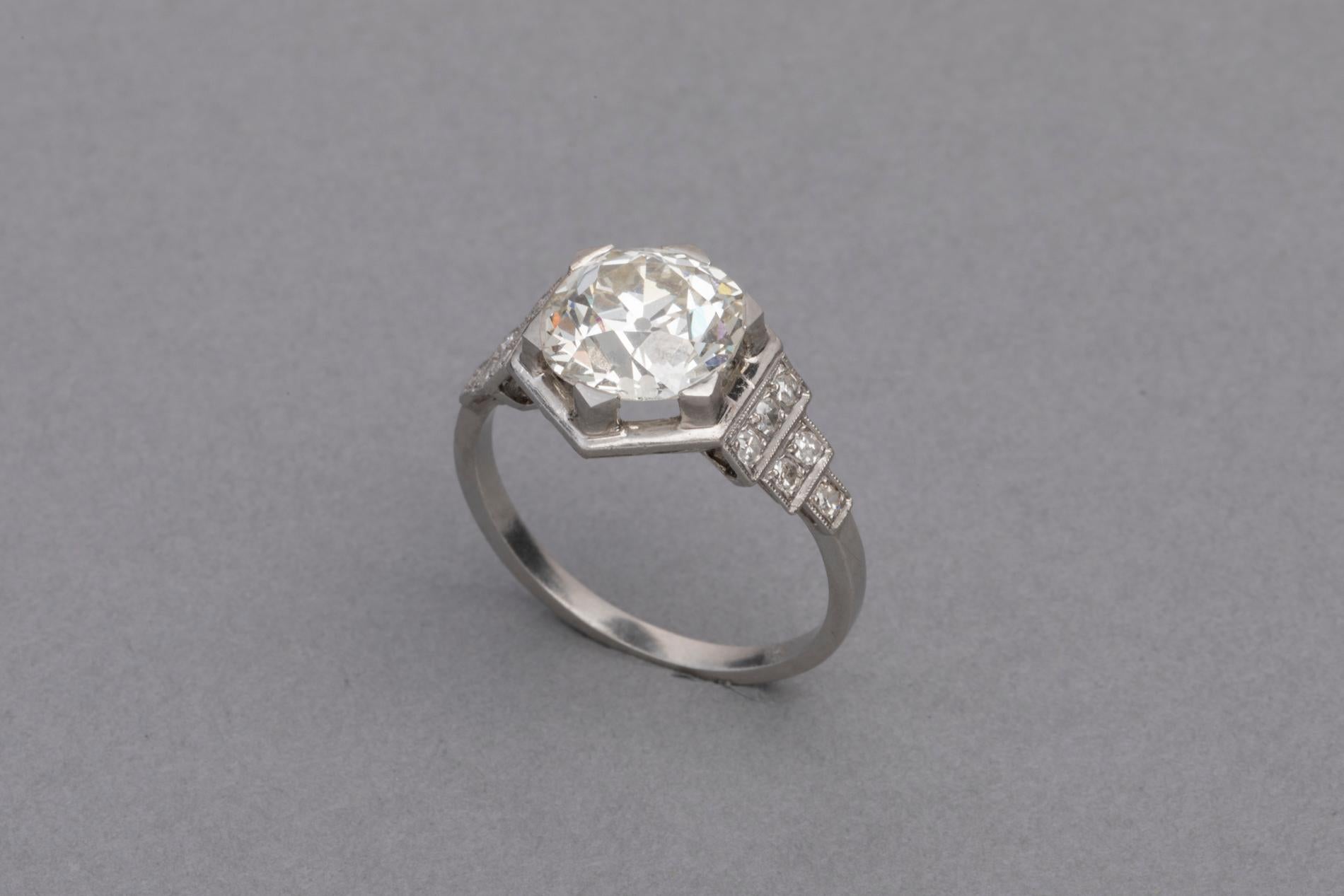 3.81 Carat French Art Deco Ring, Platinum and Diamonds 2