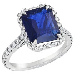 Bague de cocktail saphir diamant halo de 3.81 carat