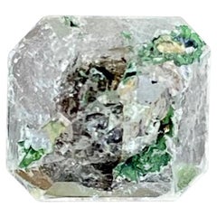 3.81 carats Petroleum Quartz Stone Faceted Natural Pakistani Gemstone