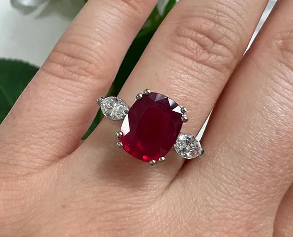 3.81 CTS Ruby Cushion Ring In New Condition For Sale In New York, NY