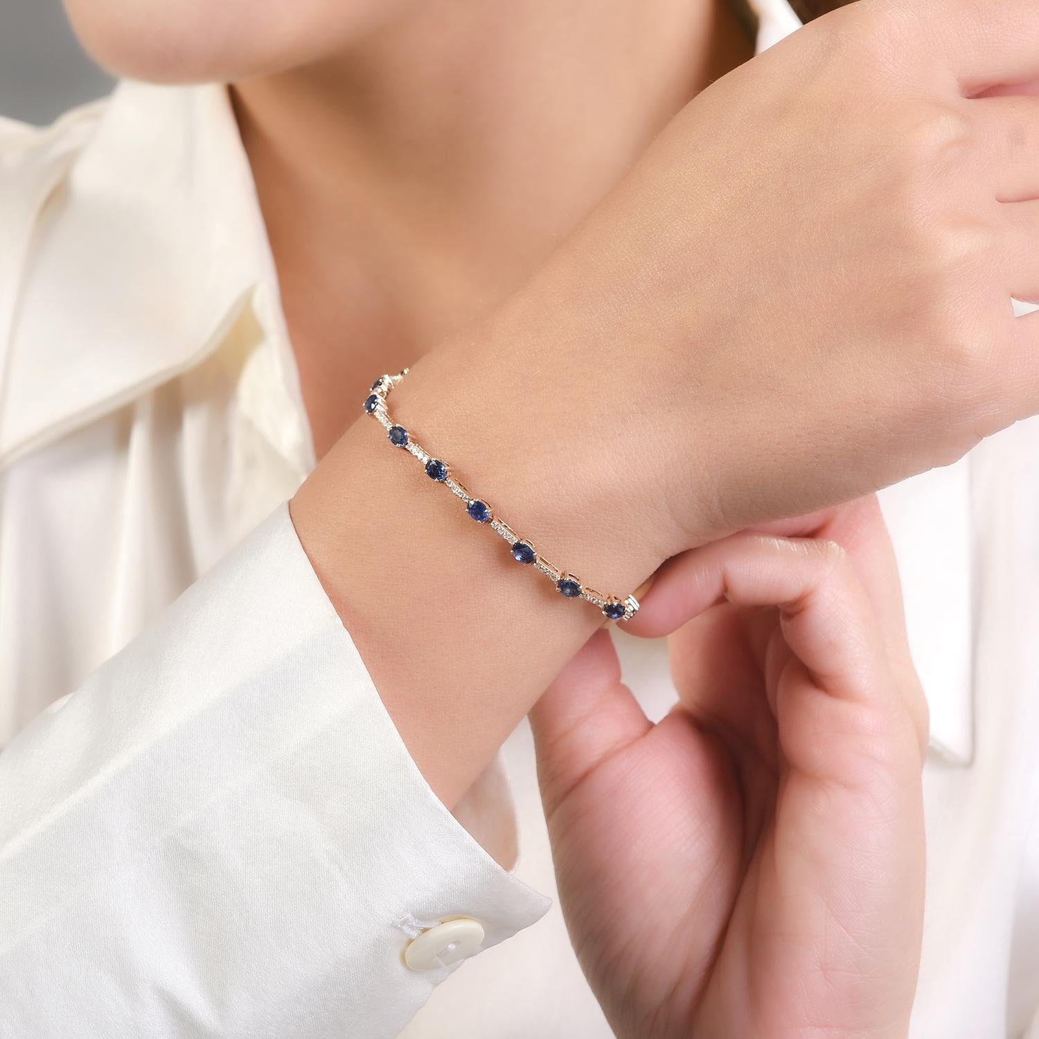 Oval Cut 3.81 CTW Sapphire Birthstone Wedding Bracelet with Diamonds in 14k Yellow Gold For Sale