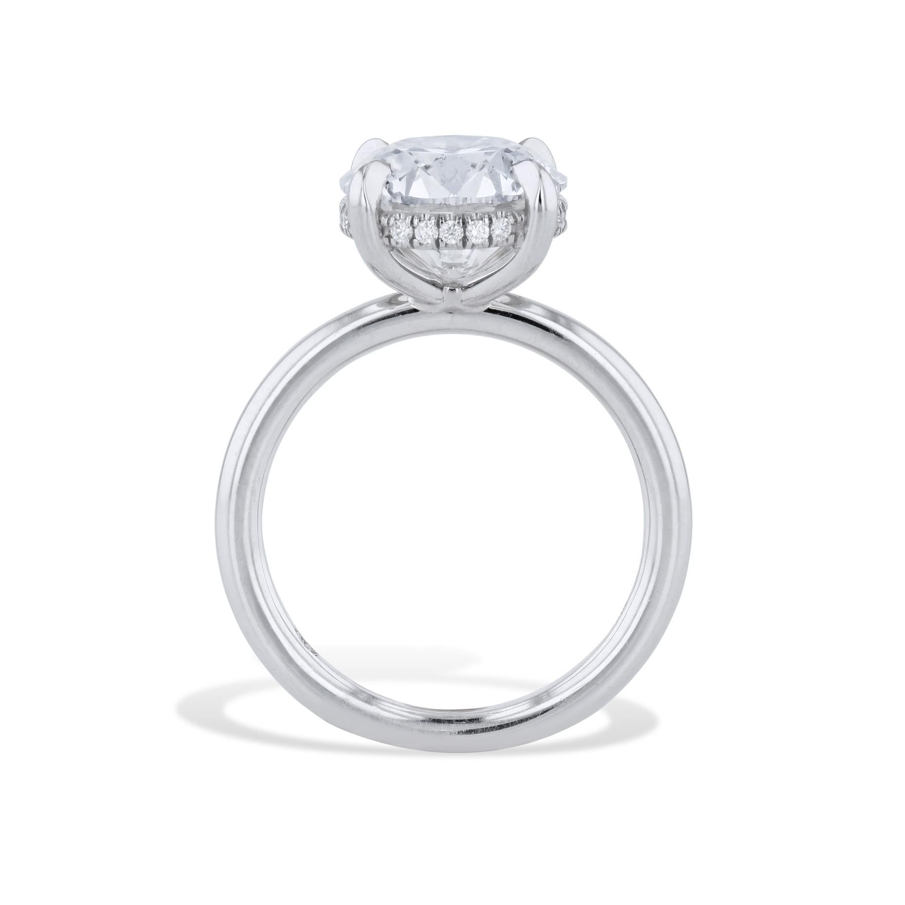 3.82 Carat Round Diamond Platinum Engagement Ring Handmade In New Condition For Sale In Miami, FL