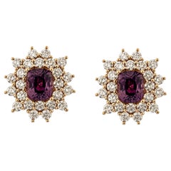 Clous d'oreilles en or rose 18 carats et spinelle de 3,82 carats avec diamant blanc.