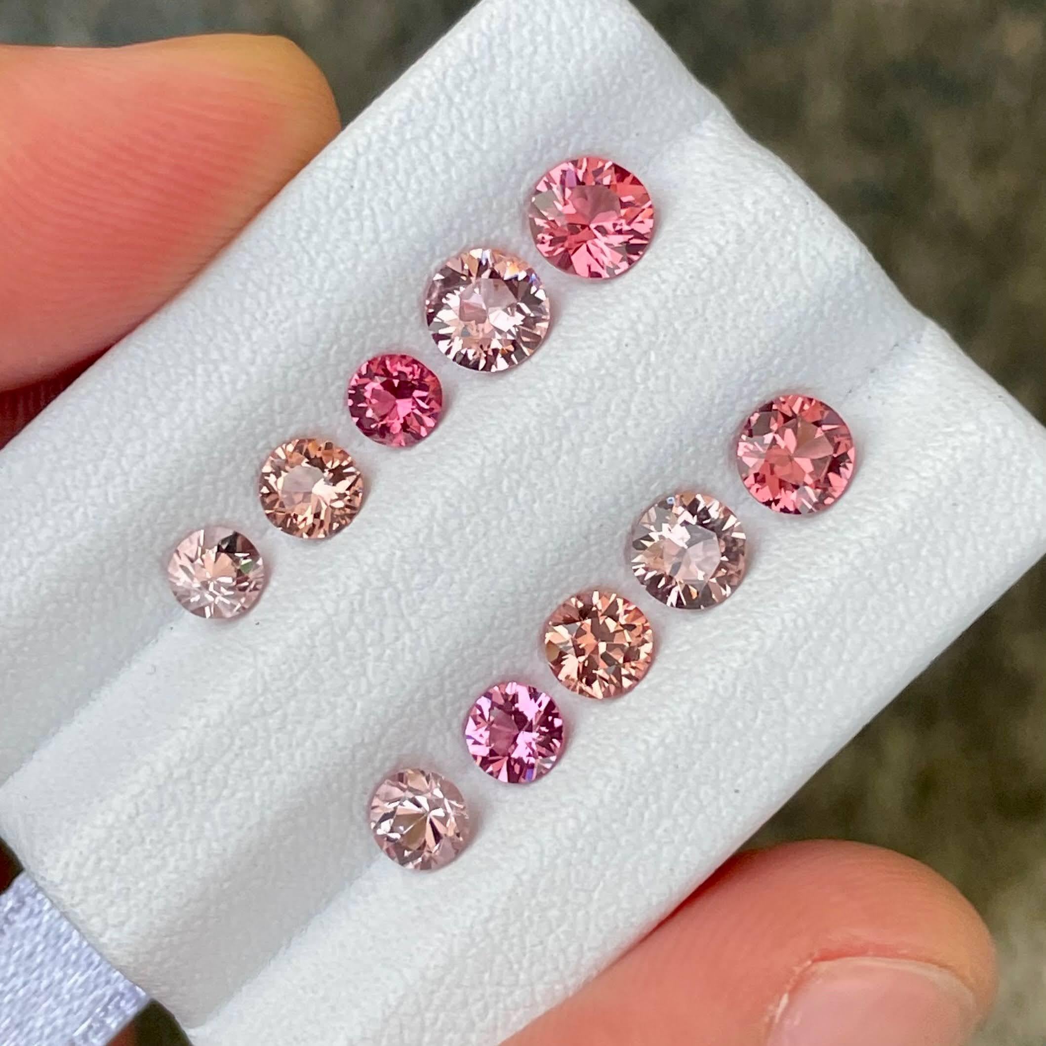 Taille ronde 3.82 carats 10 Pieces Multi Color Brilliant Spinel Gems Lot Round Cut from Burma en vente
