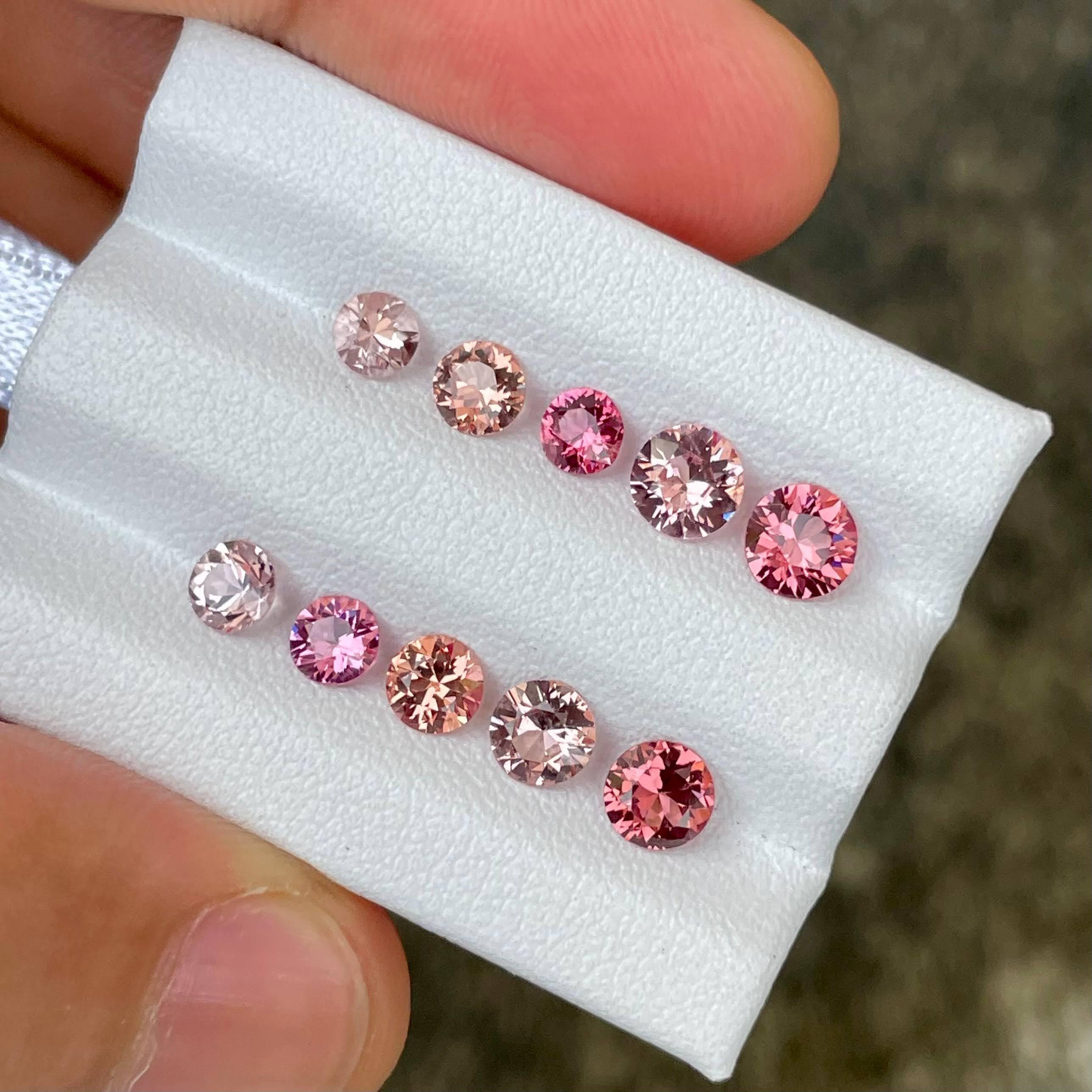 3.82 carats 10 Pieces Multi Color Brilliant Spinel Gems Lot Round Cut from Burma Neuf - En vente à Bangkok, TH
