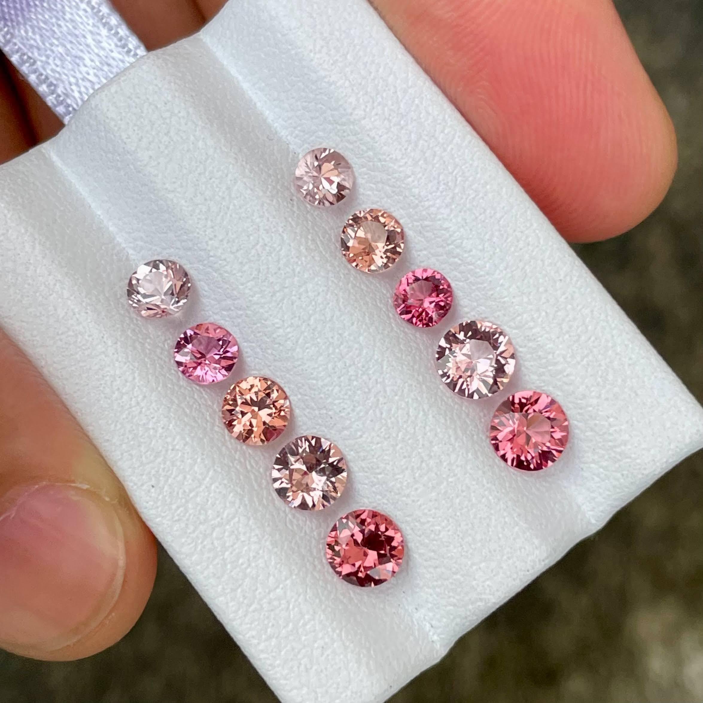 3.82 carats 10 Pieces Multi Color Brilliant Spinel Gems Lot Round Cut from Burma Unisexe en vente
